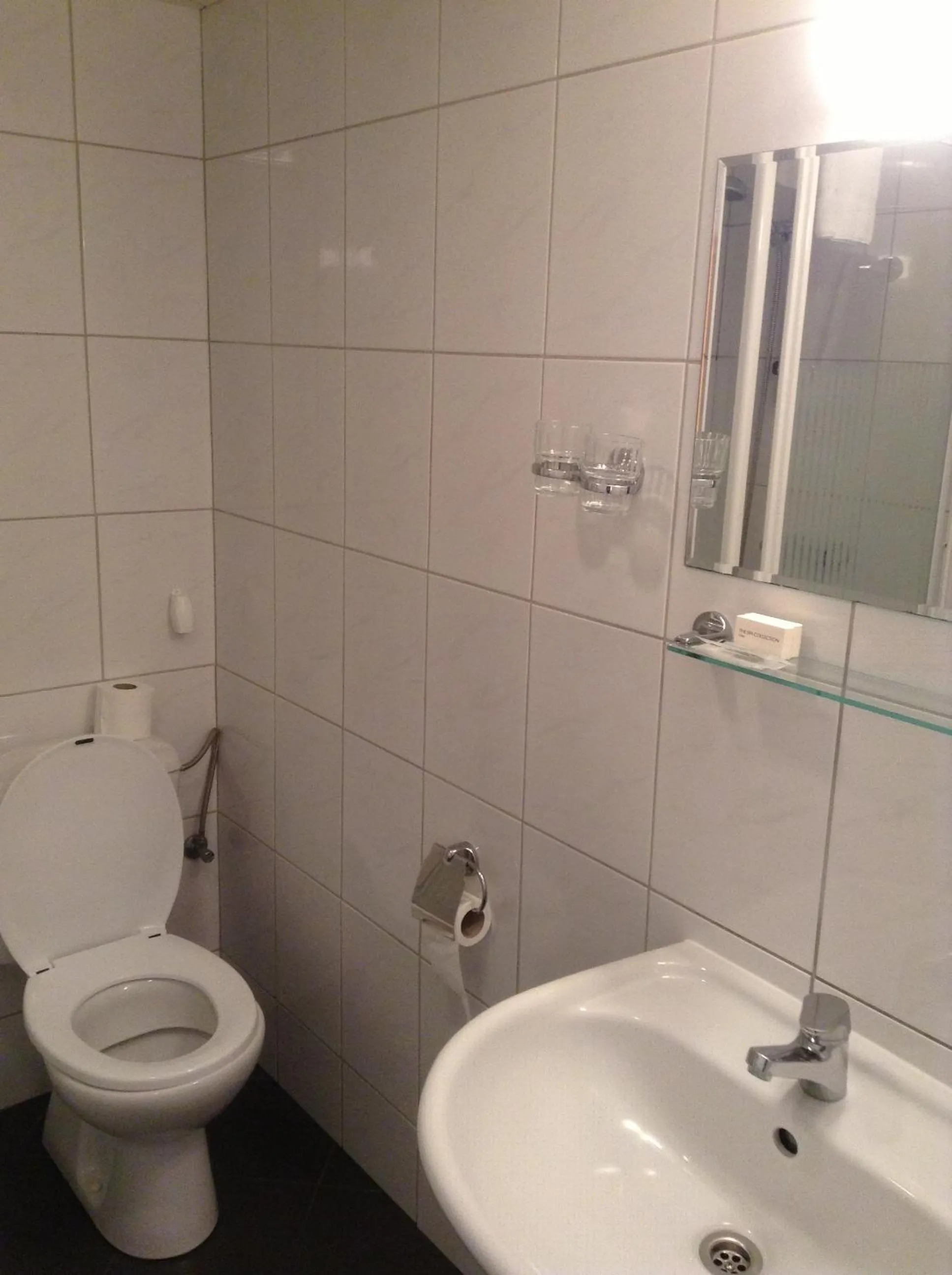 Bathroom in Hotel Pension Oranje