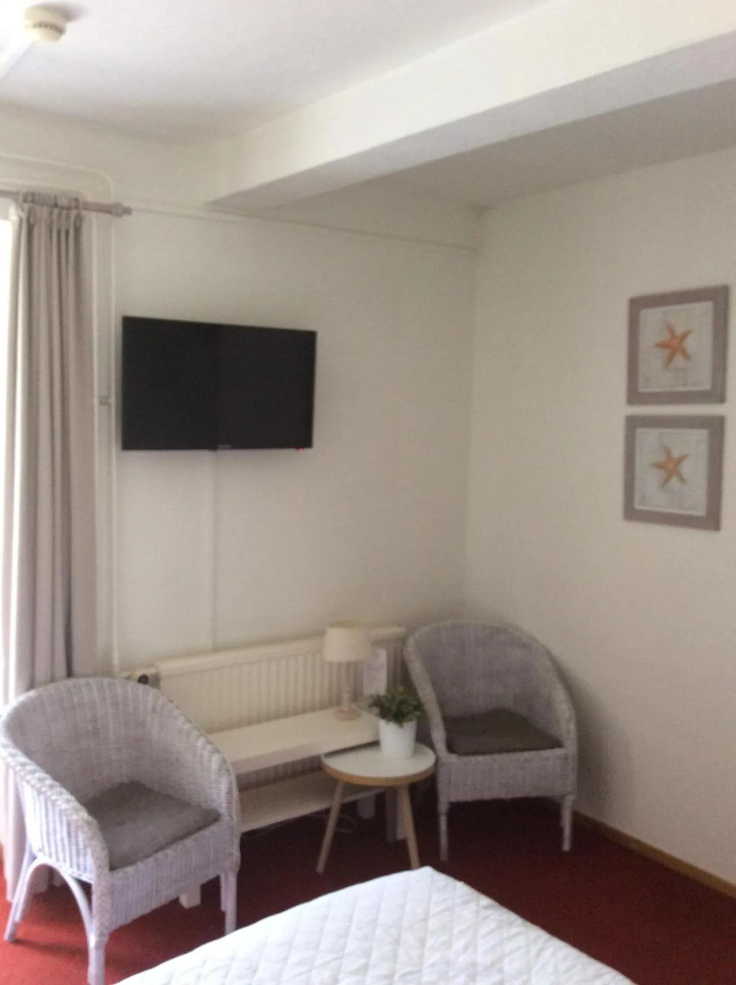 TV and multimedia, Bed in Hotel Pension Oranje