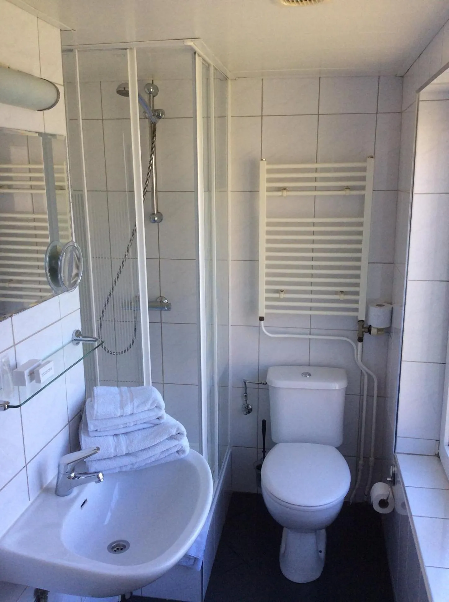 Bathroom in Hotel Pension Oranje