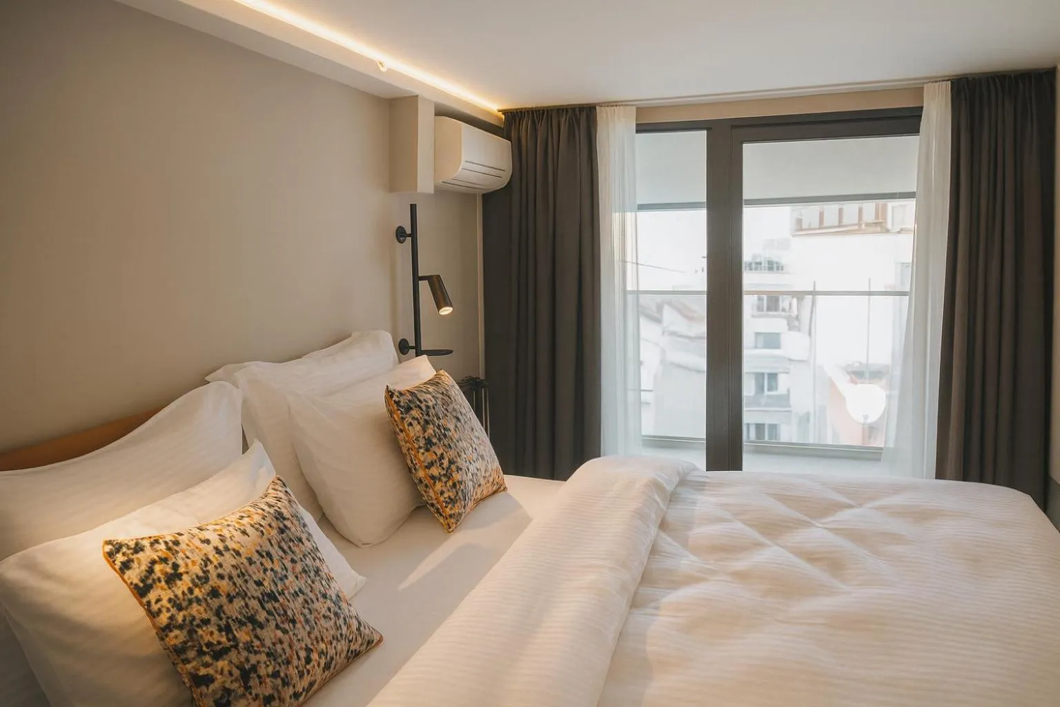 Bed in Sparkle Hotel