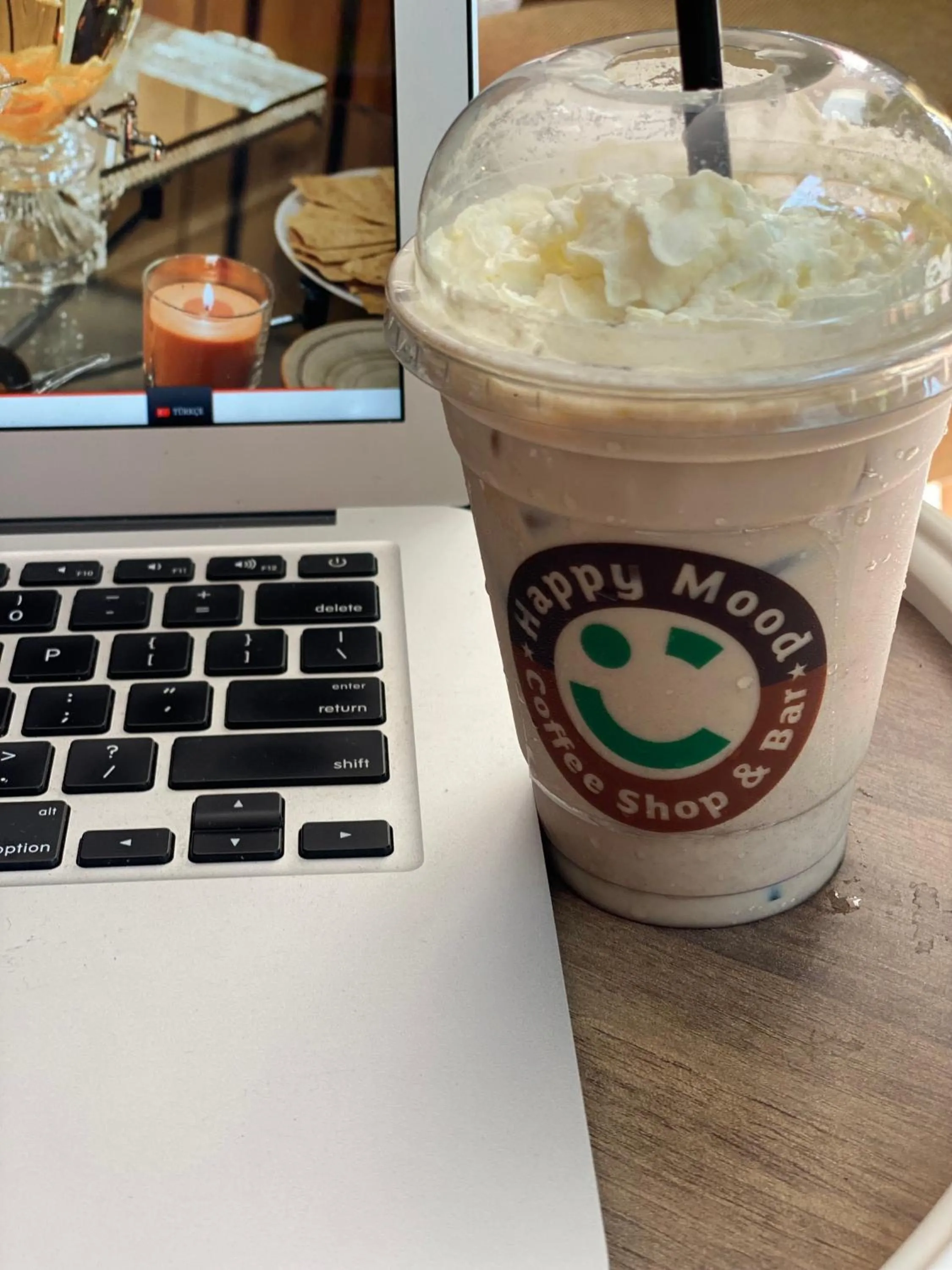 Coffee/tea facilities in Sparkle Hotel