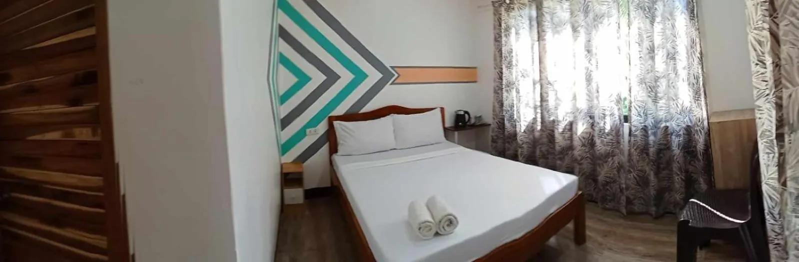 Photo of the whole room, Bed in Vali-Joe Travel Lodge