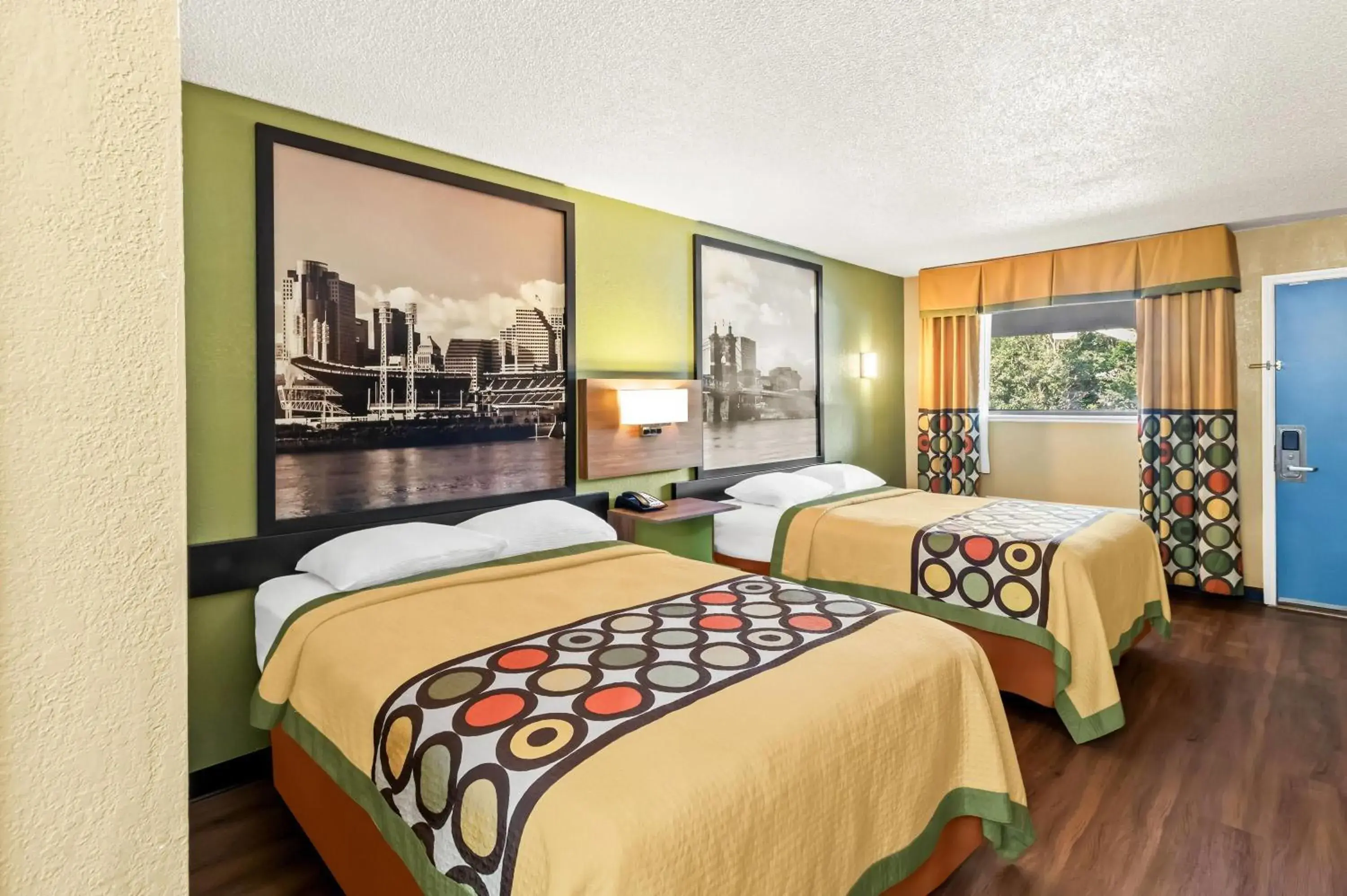 Bed in Super 8 by Wyndham Cincinnati-Springdale OH Bed in Super 8 by Wyndham Cincinnati-Springdale OH