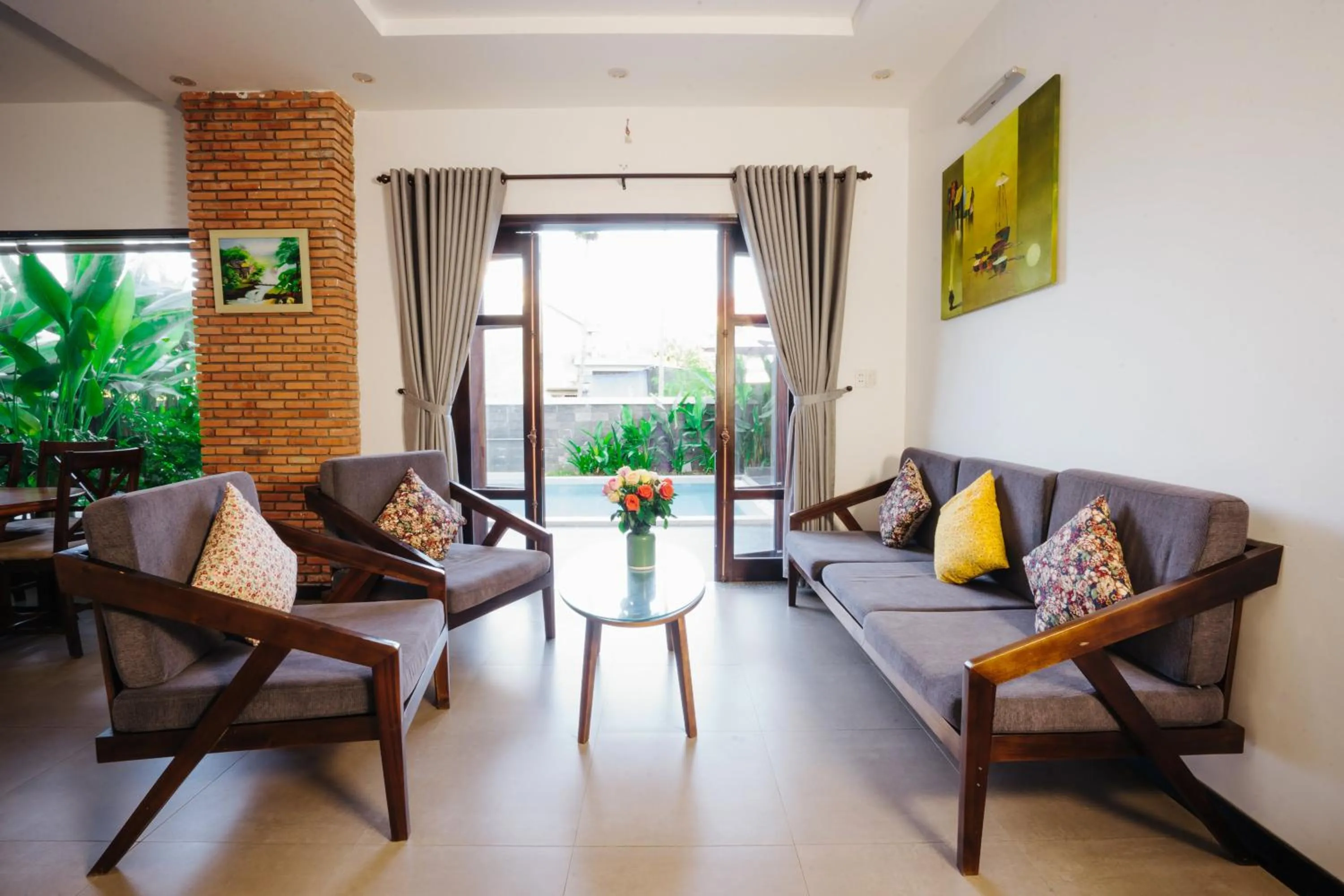 Living room in Hoi An Lotus Aroma Villa