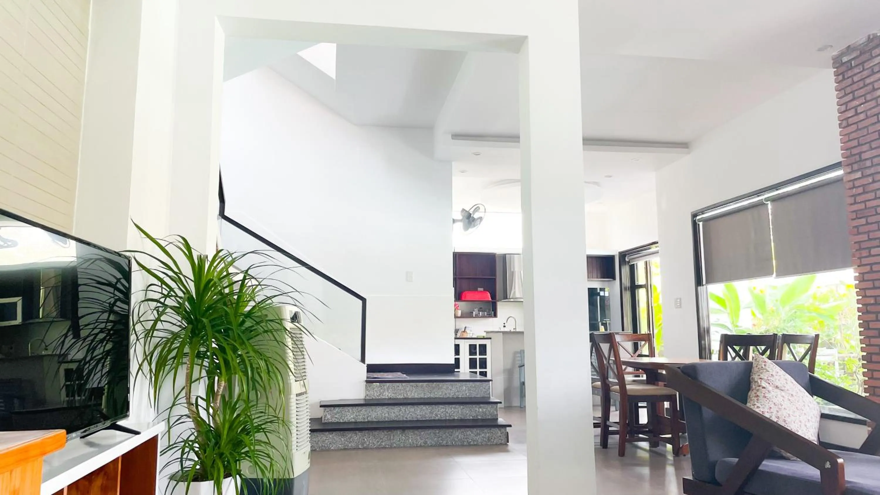 Communal lounge/ TV room in Hoi An Lotus Aroma Villa