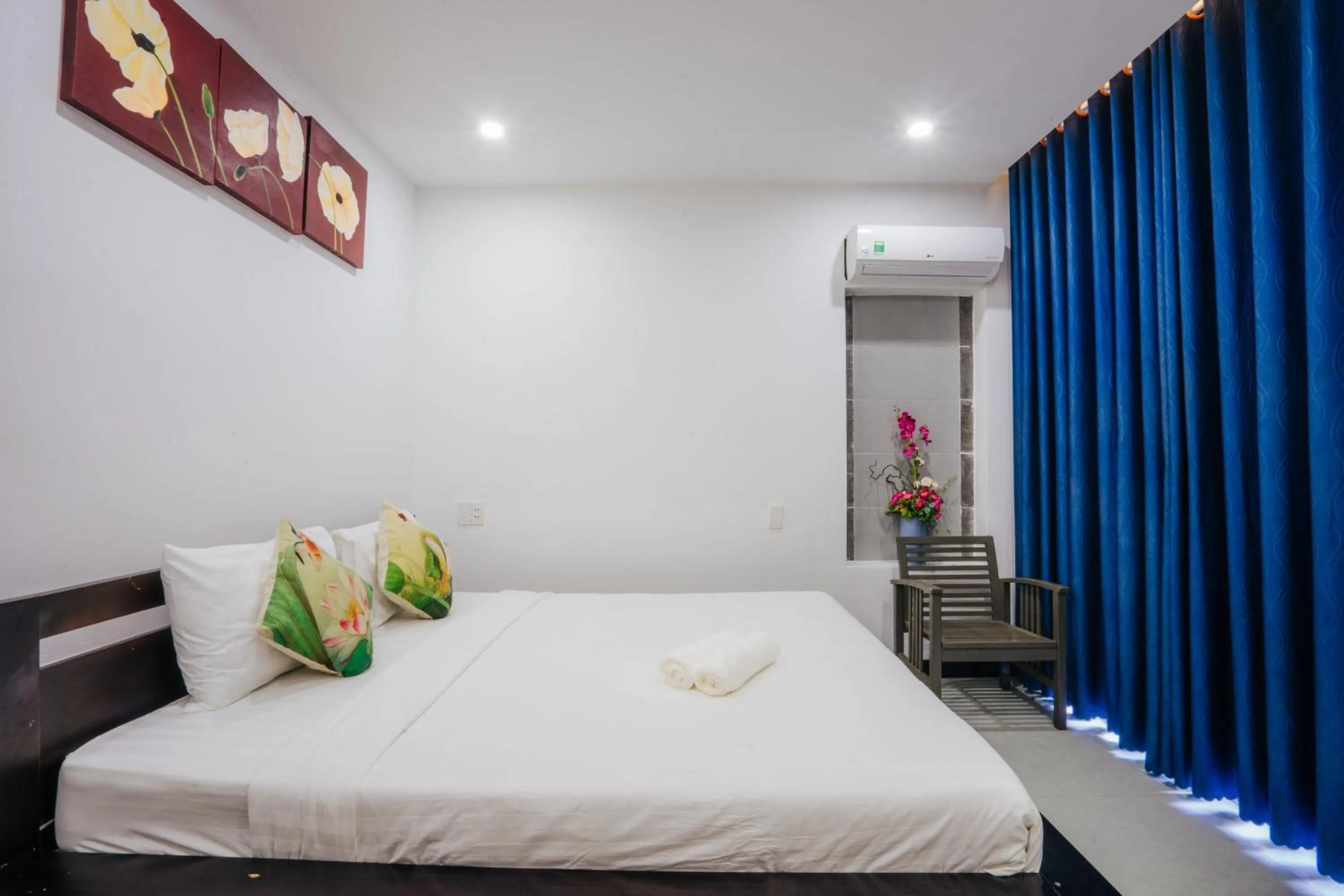 Bed in Hoi An Lotus Aroma Villa