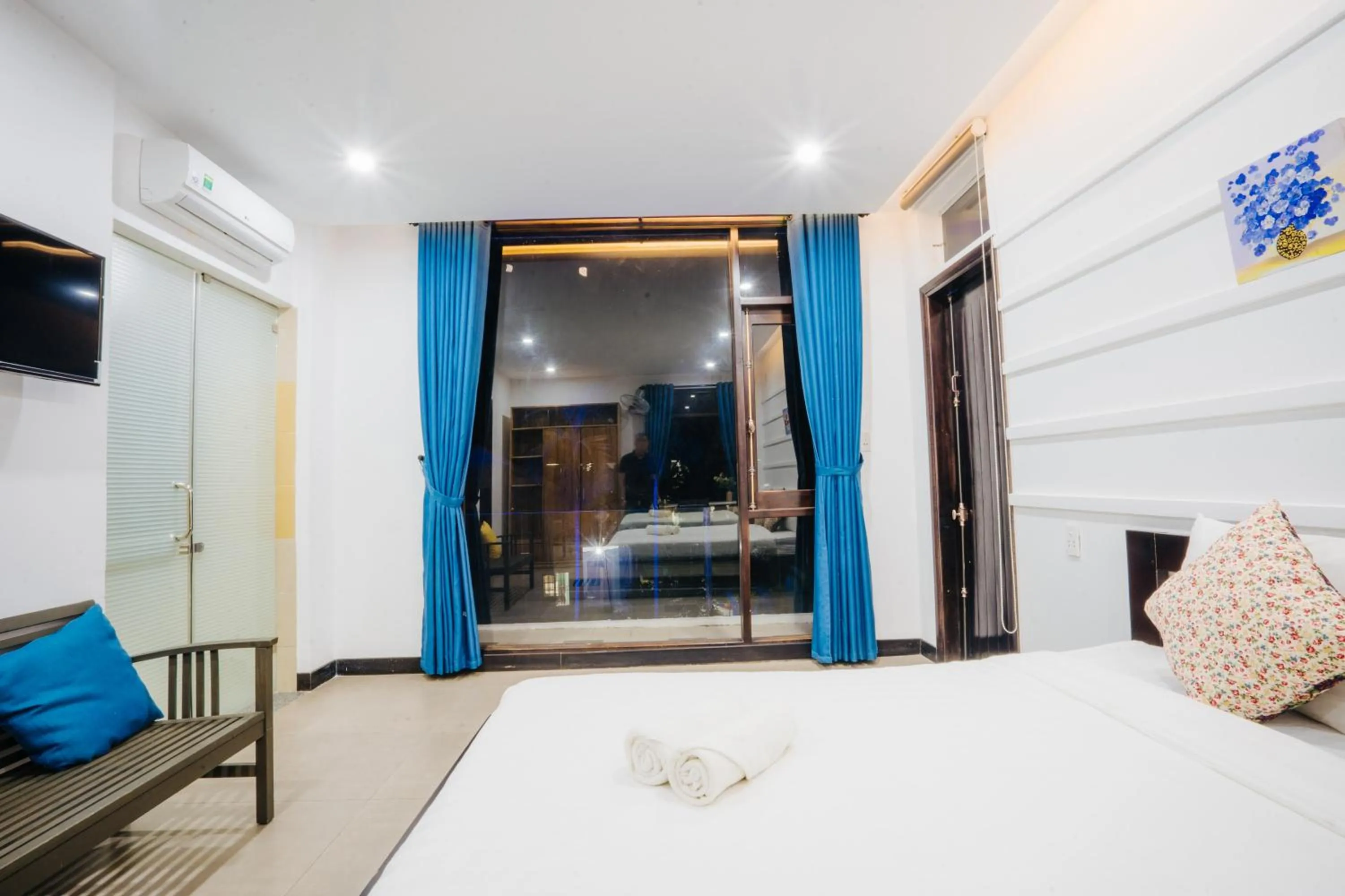 Bed in Hoi An Lotus Aroma Villa