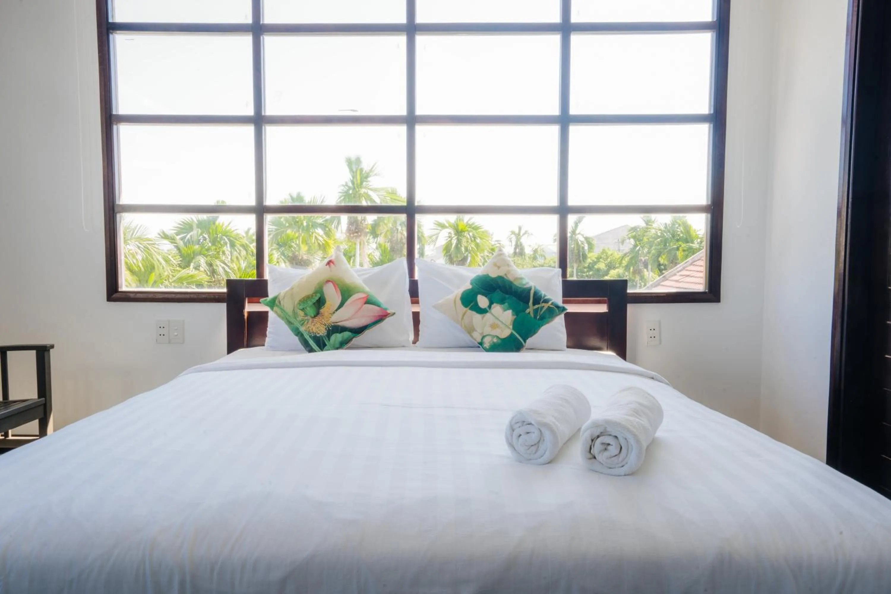 Bed in Hoi An Lotus Aroma Villa