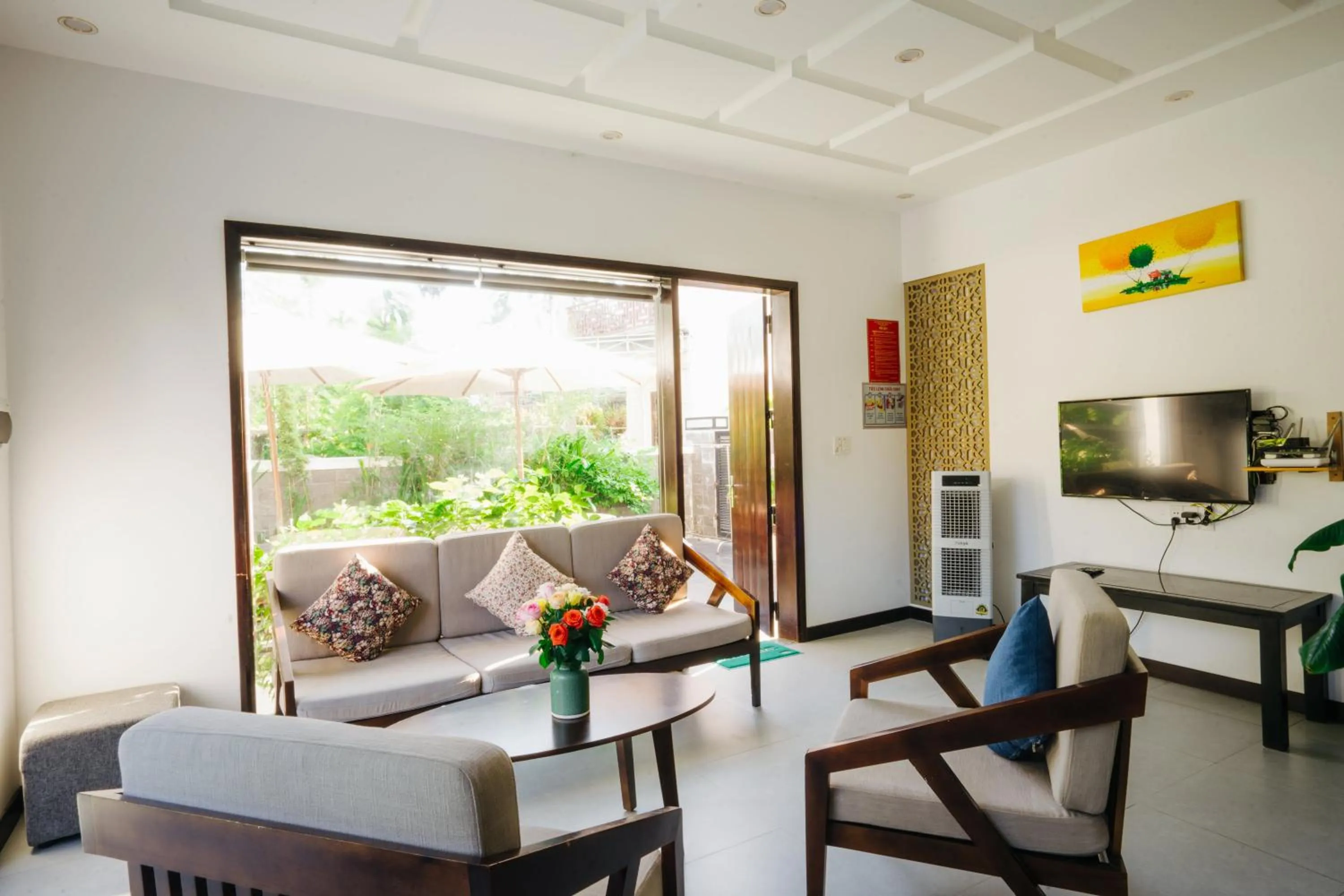 Living room in Hoi An Lotus Aroma Villa