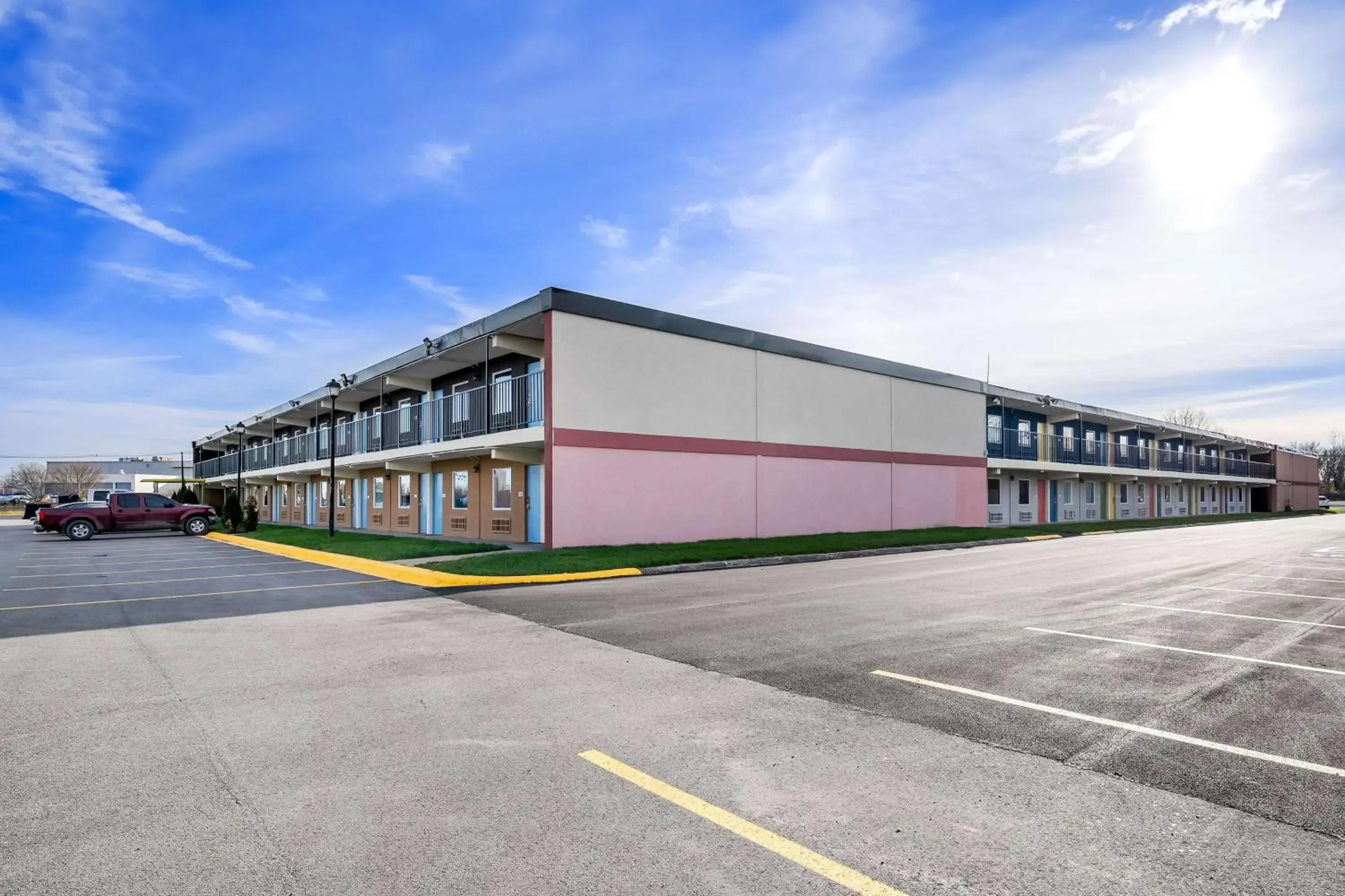 Property building in Americas Best Value Inn Danville Property building in Americas Best Value Inn Danville