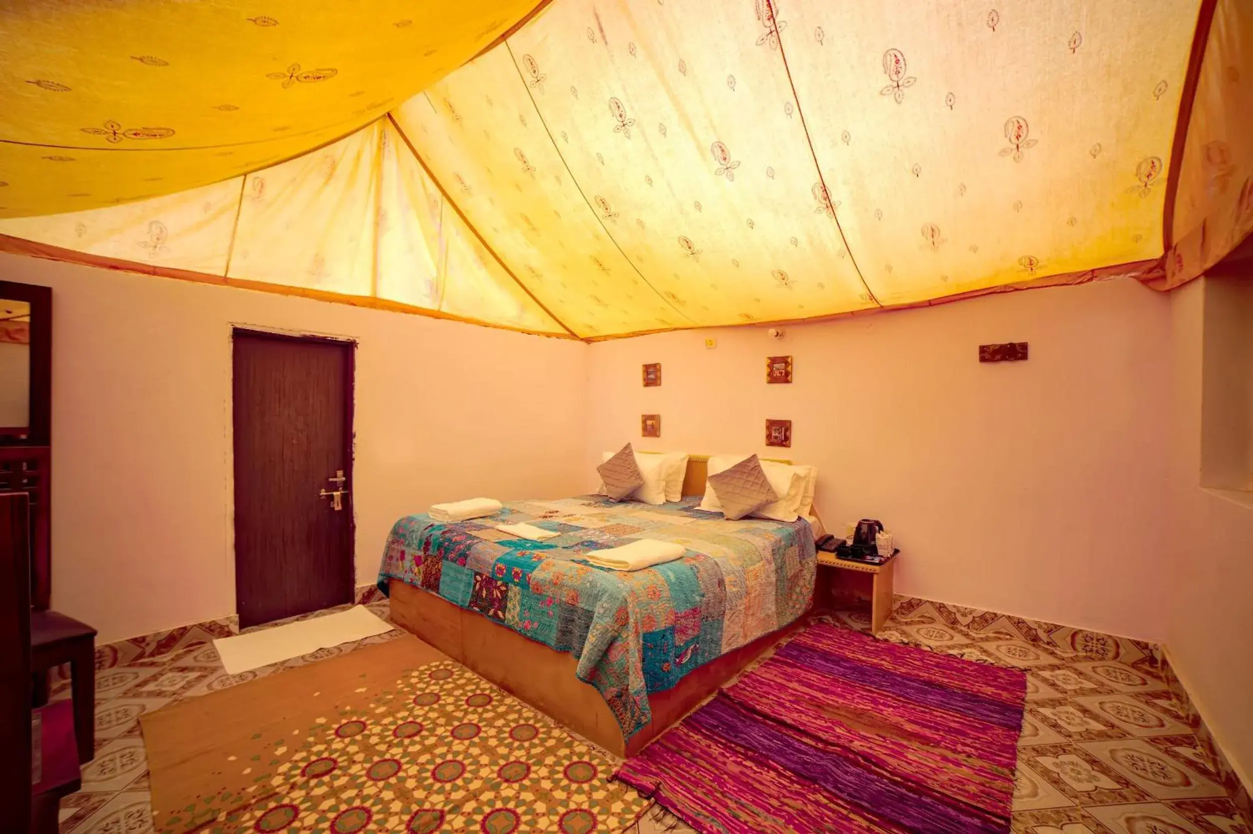 Bed in Sultan Resort Bed in Sultan Resort