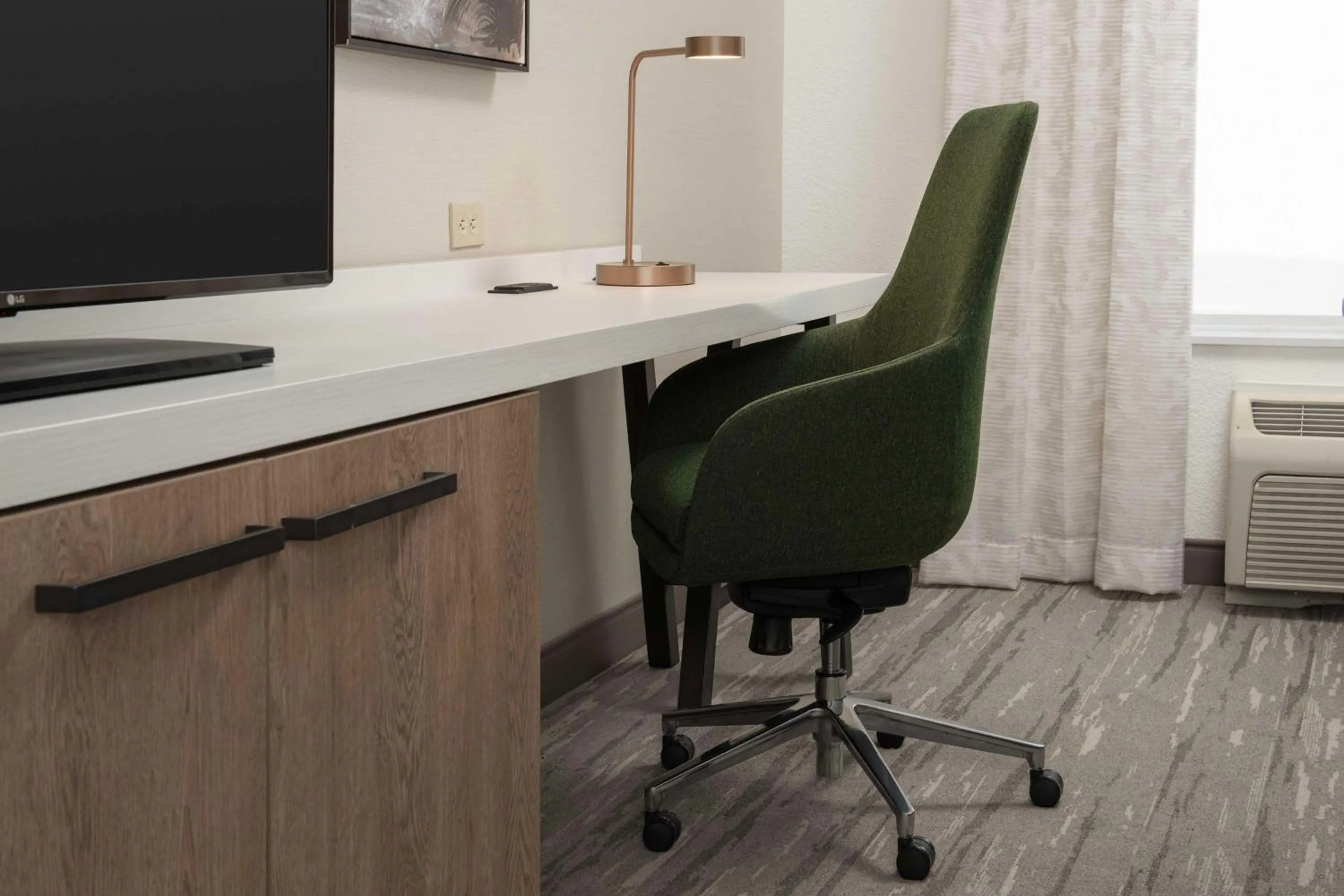 Bedroom in Hilton Garden Inn Casper