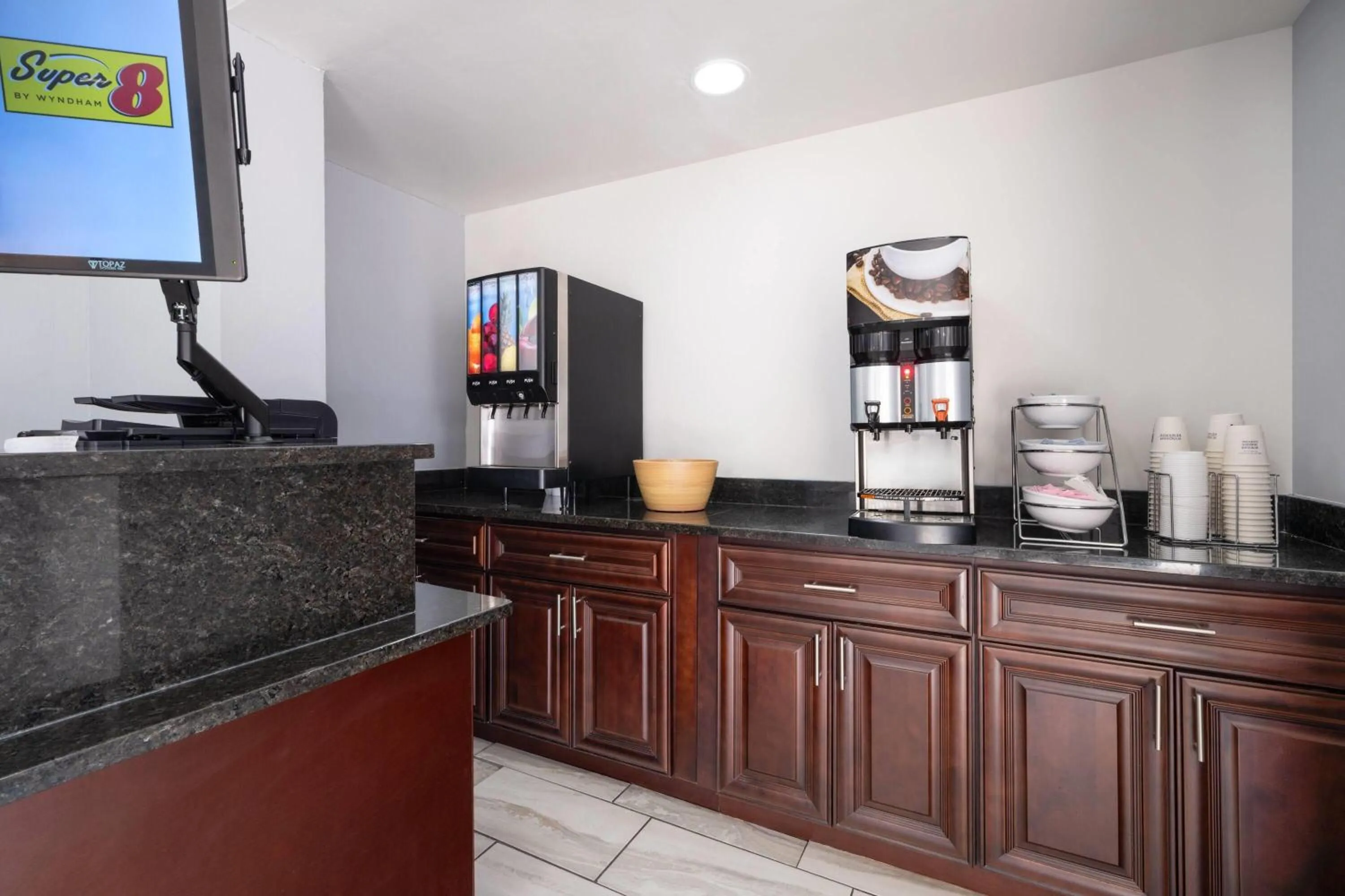 Other in Super 8 by Wyndham Portsmouth - Norfolk