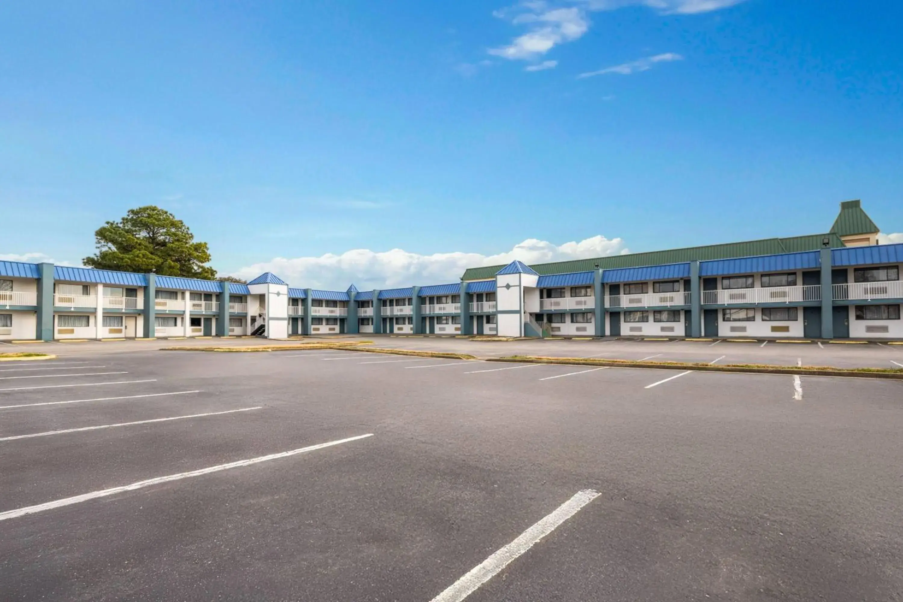 Super 8 by Wyndham Portsmouth - Norfolk Super 8 by Wyndham Portsmouth - Norfolk