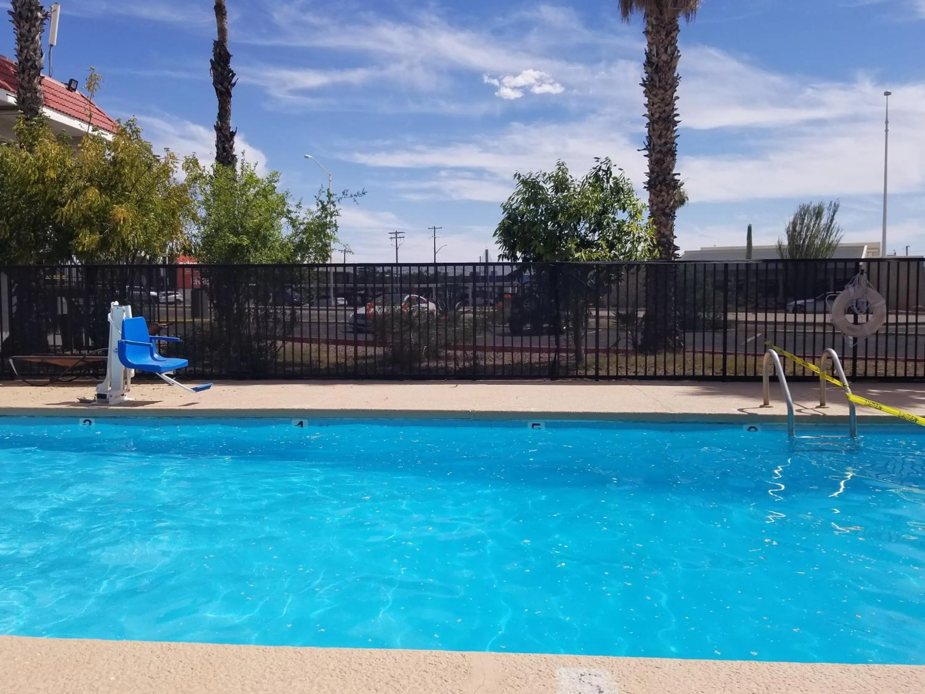 Swimming pool in Minsk Hotels - Extended Stay, I-10 Tucson Airport