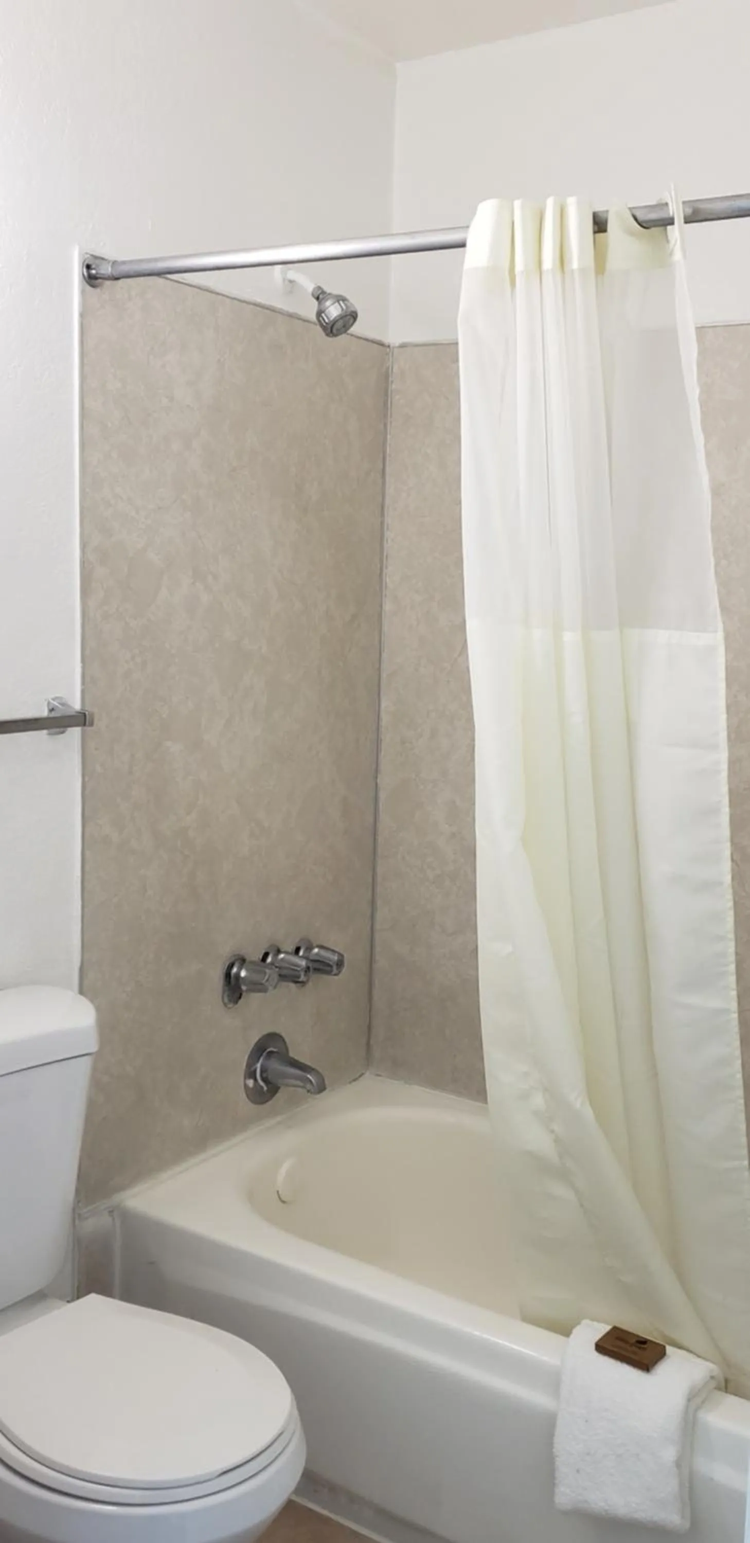 Bathroom in Minsk Hotels - Extended Stay, I-10 Tucson Airport