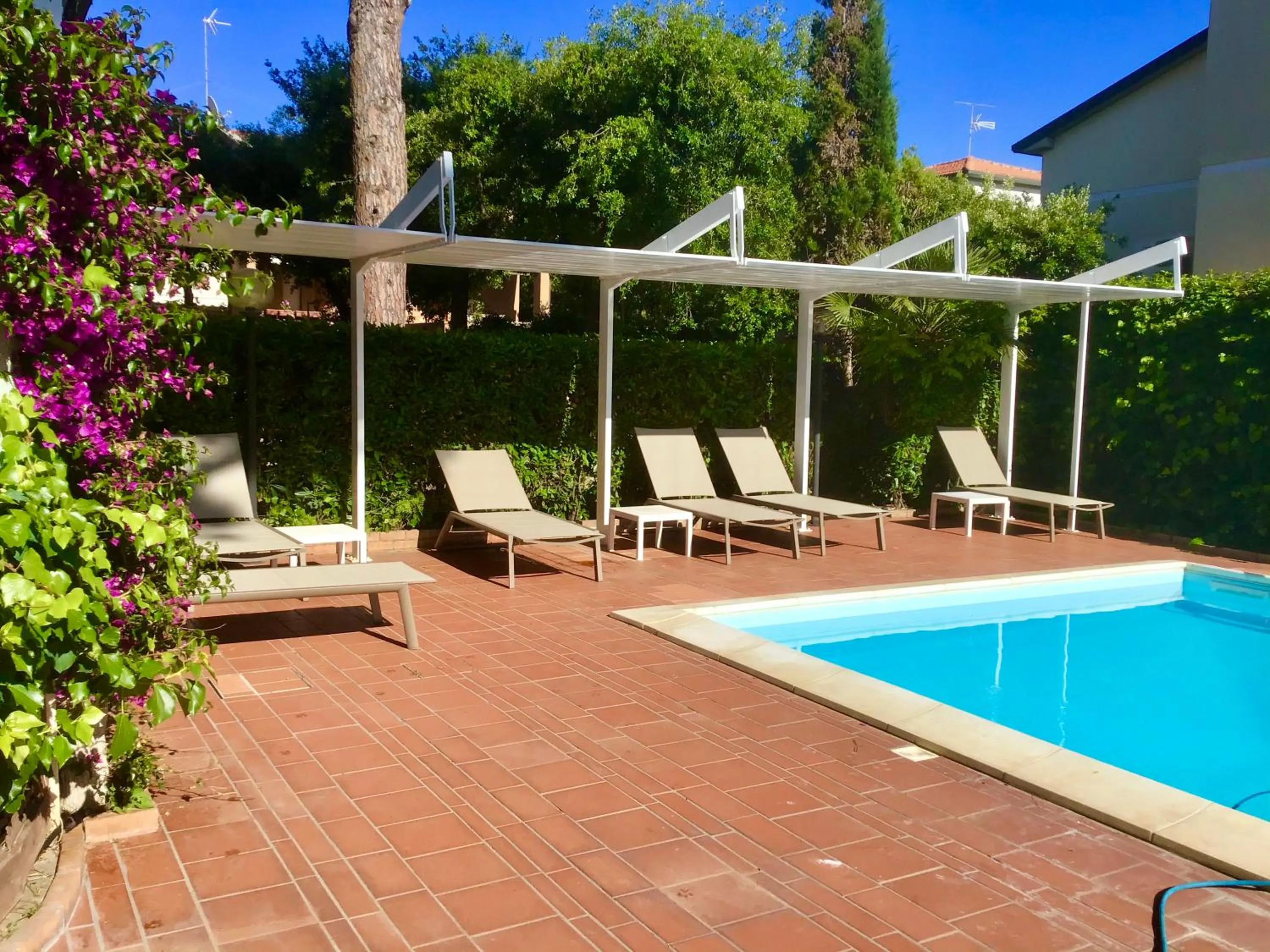 Swimming pool in La Coccinella Residence