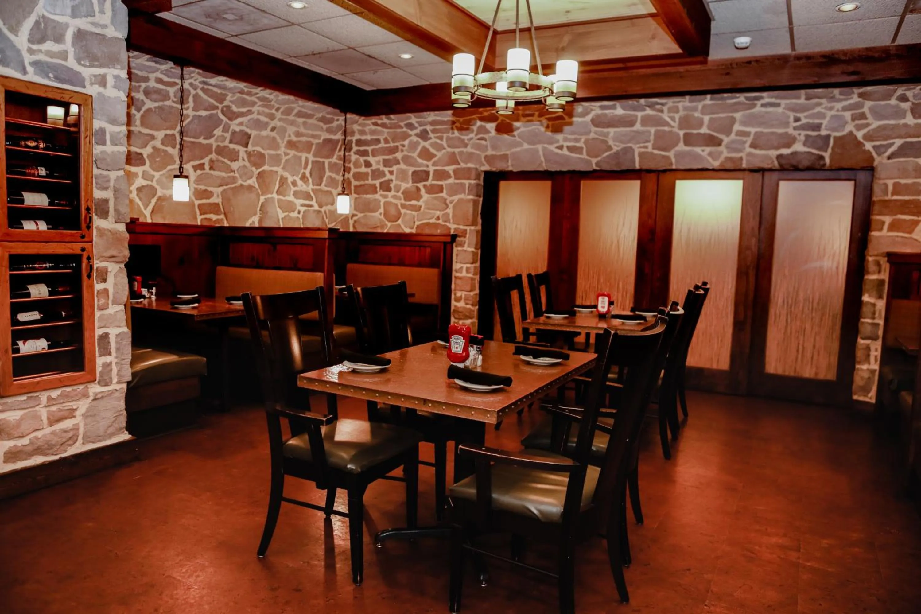Restaurant/places to eat in Heritage Hotel Lancaster