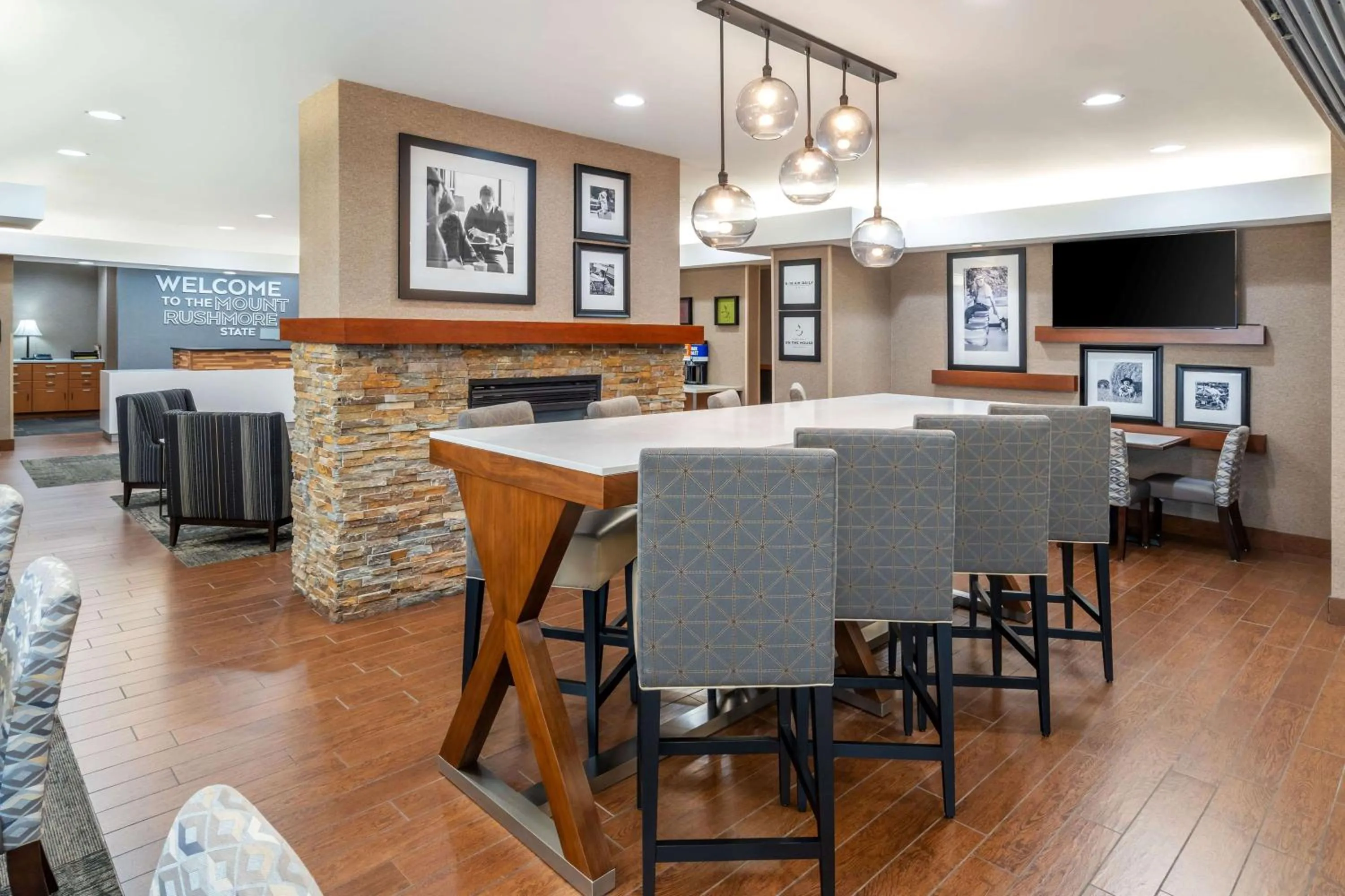 Lobby or reception in Hampton Inn Mitchell