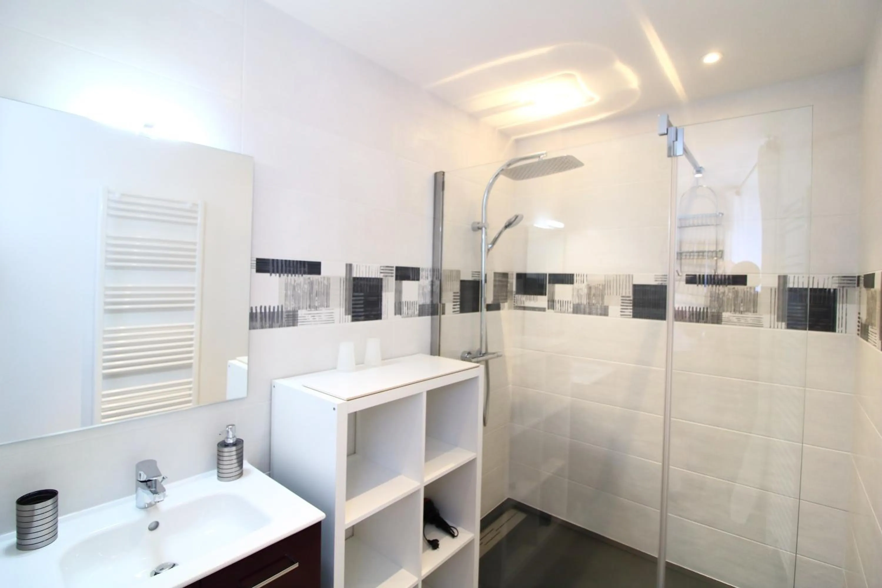 Shower in Le Moulin des Olirics