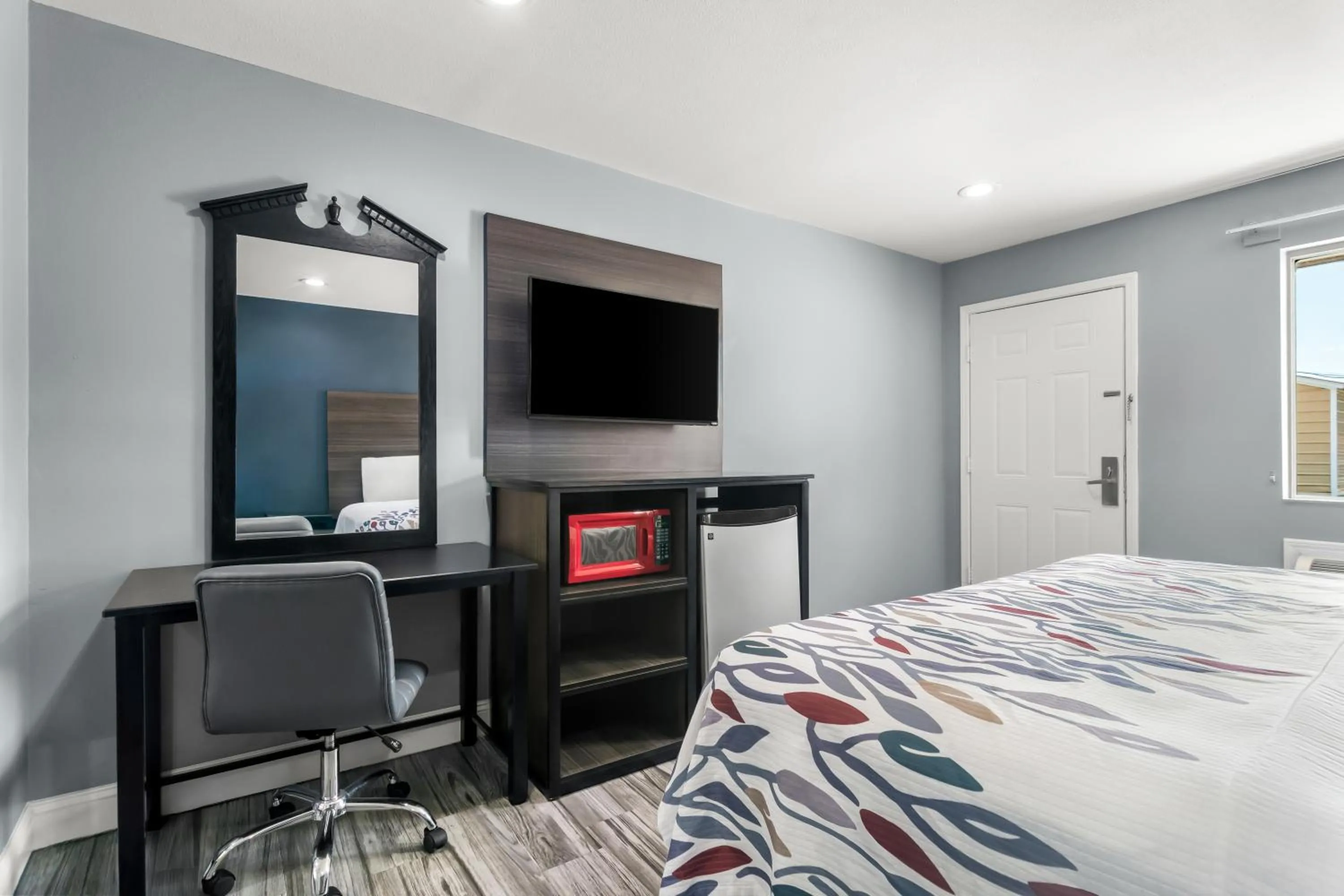 Bed in Americas Best Value Inn and Suites Siloam Springs