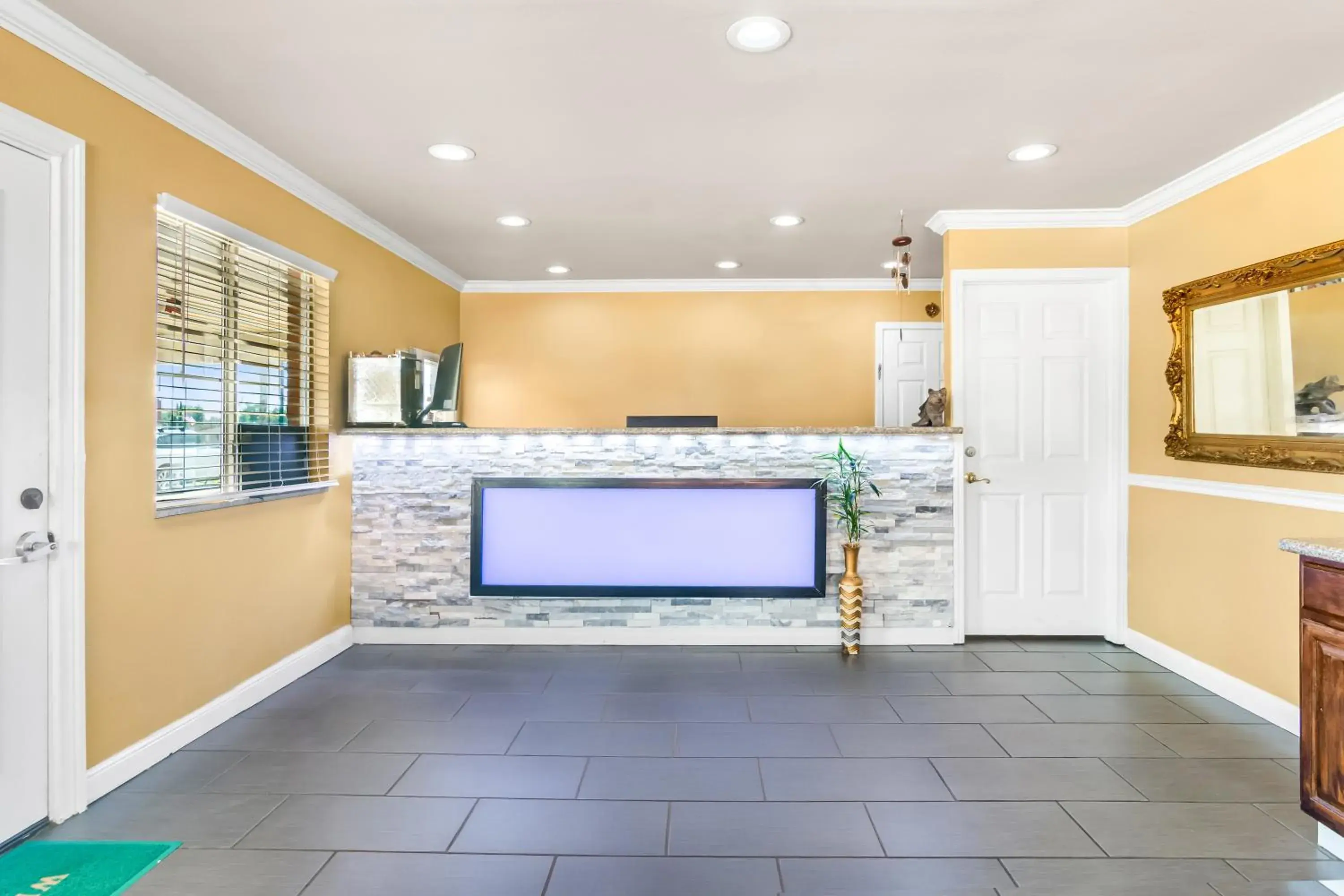 Lobby or reception in Americas Best Value Inn and Suites Siloam Springs Lobby or reception in Americas Best Value Inn and Suites Siloam Springs