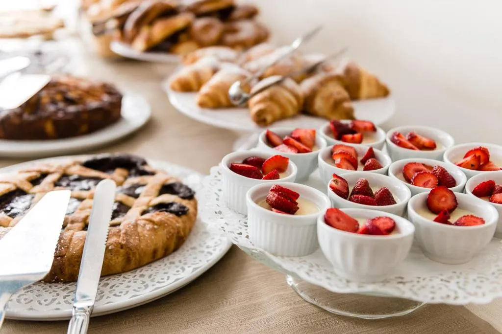 Breakfast in Hotel London