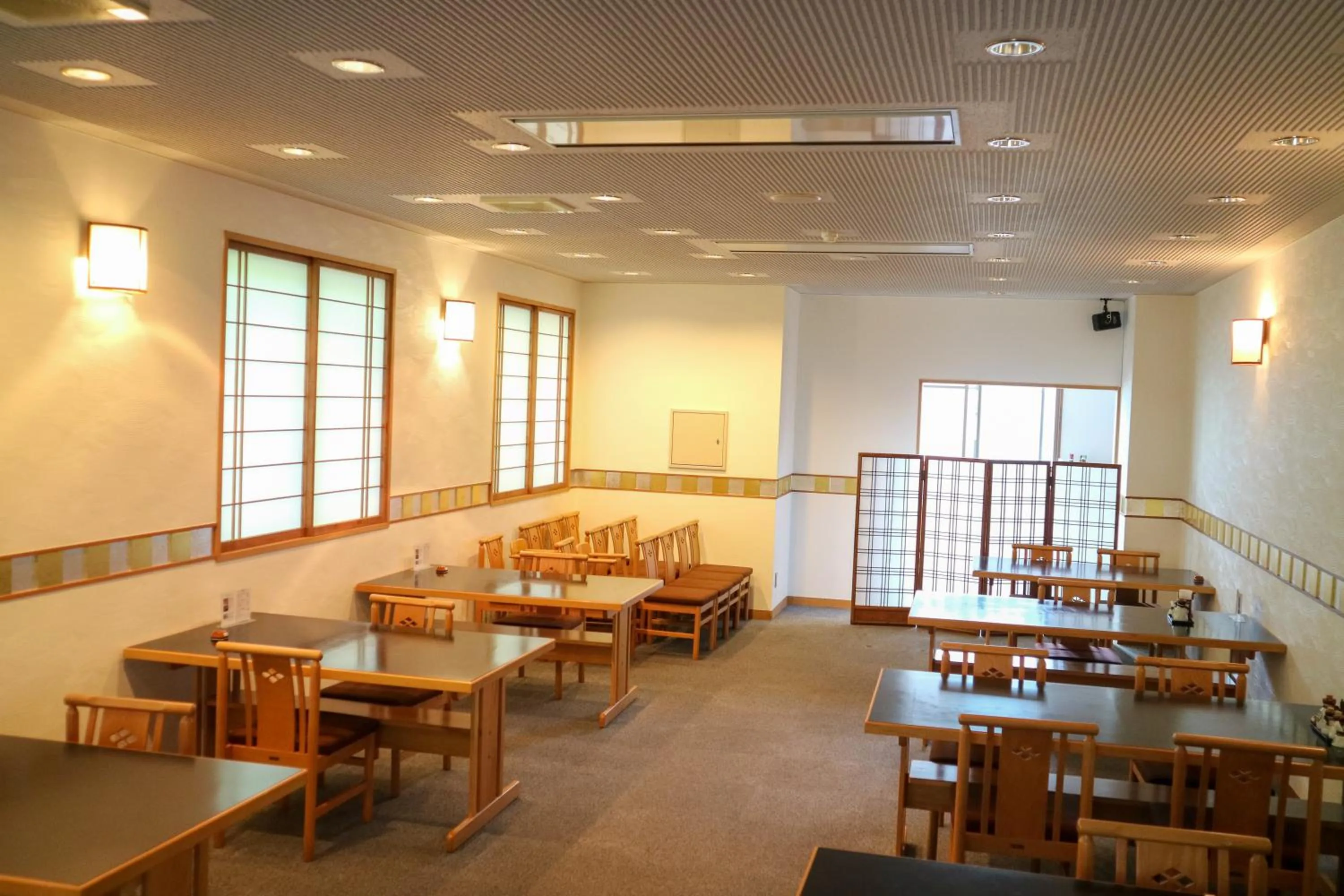 Restaurant/Places to Eat in Bozanso