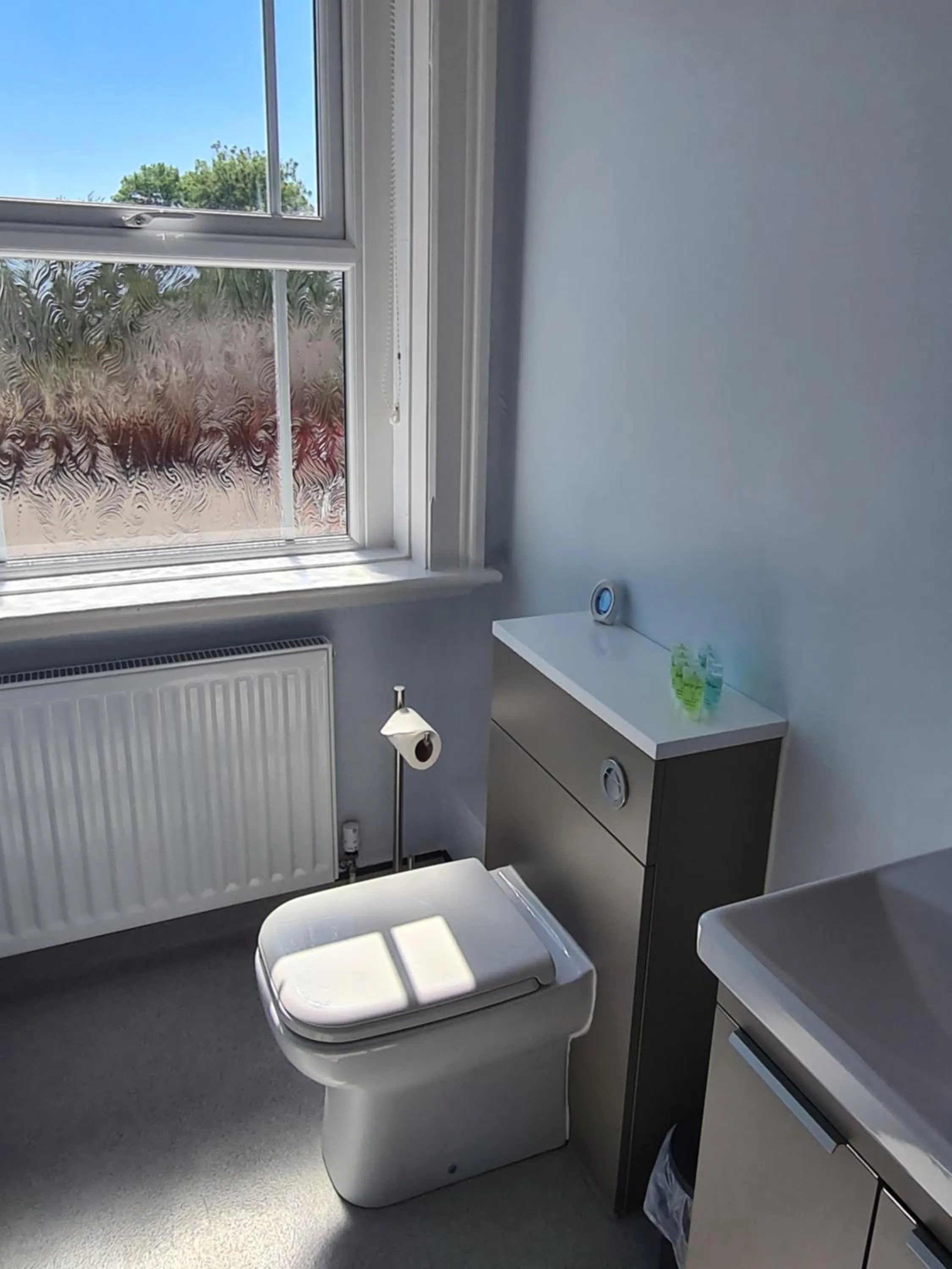 Bathroom in The Finch Hatton Arms