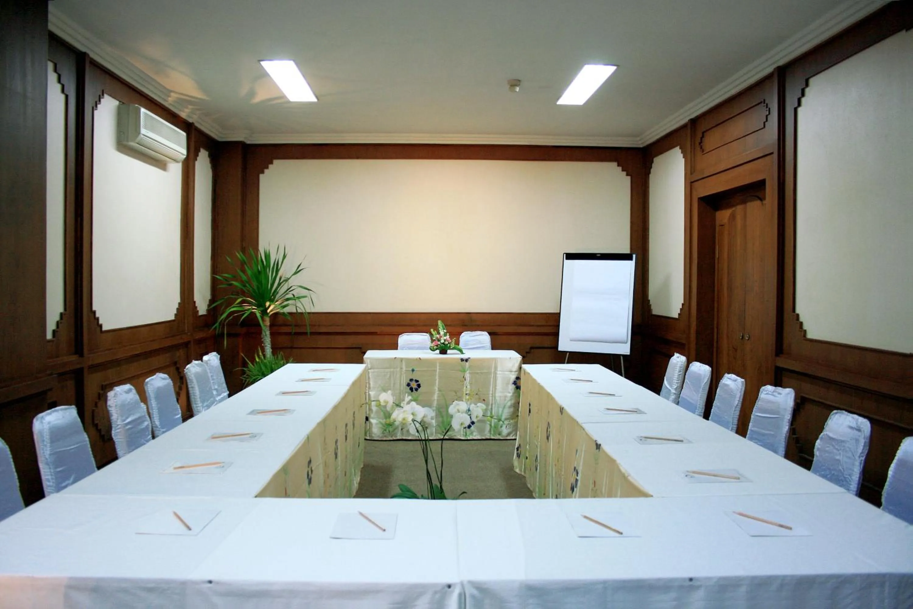 Business facilities in Pelangi Bali Hotel & Spa