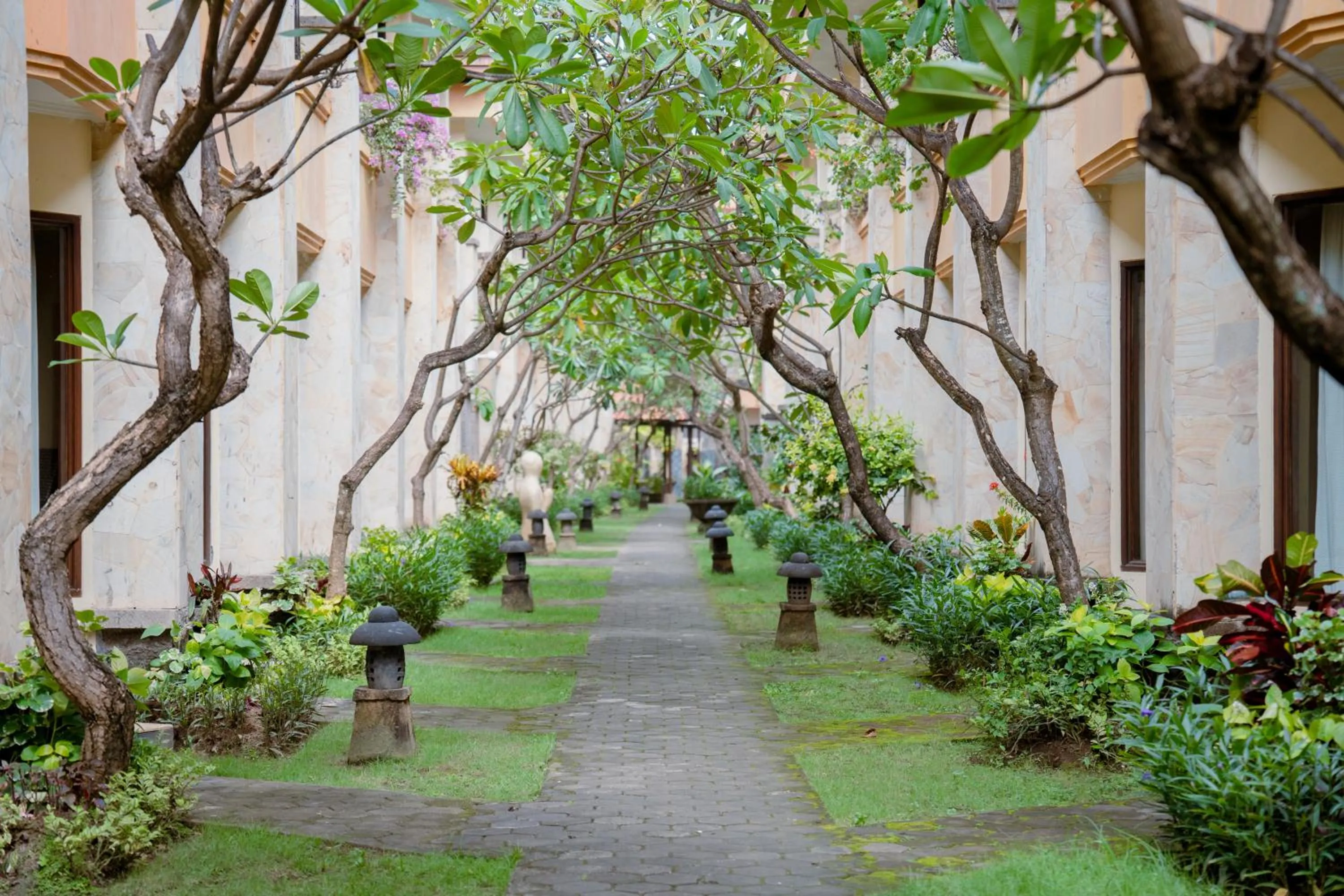 Garden in Pelangi Bali Hotel & Spa