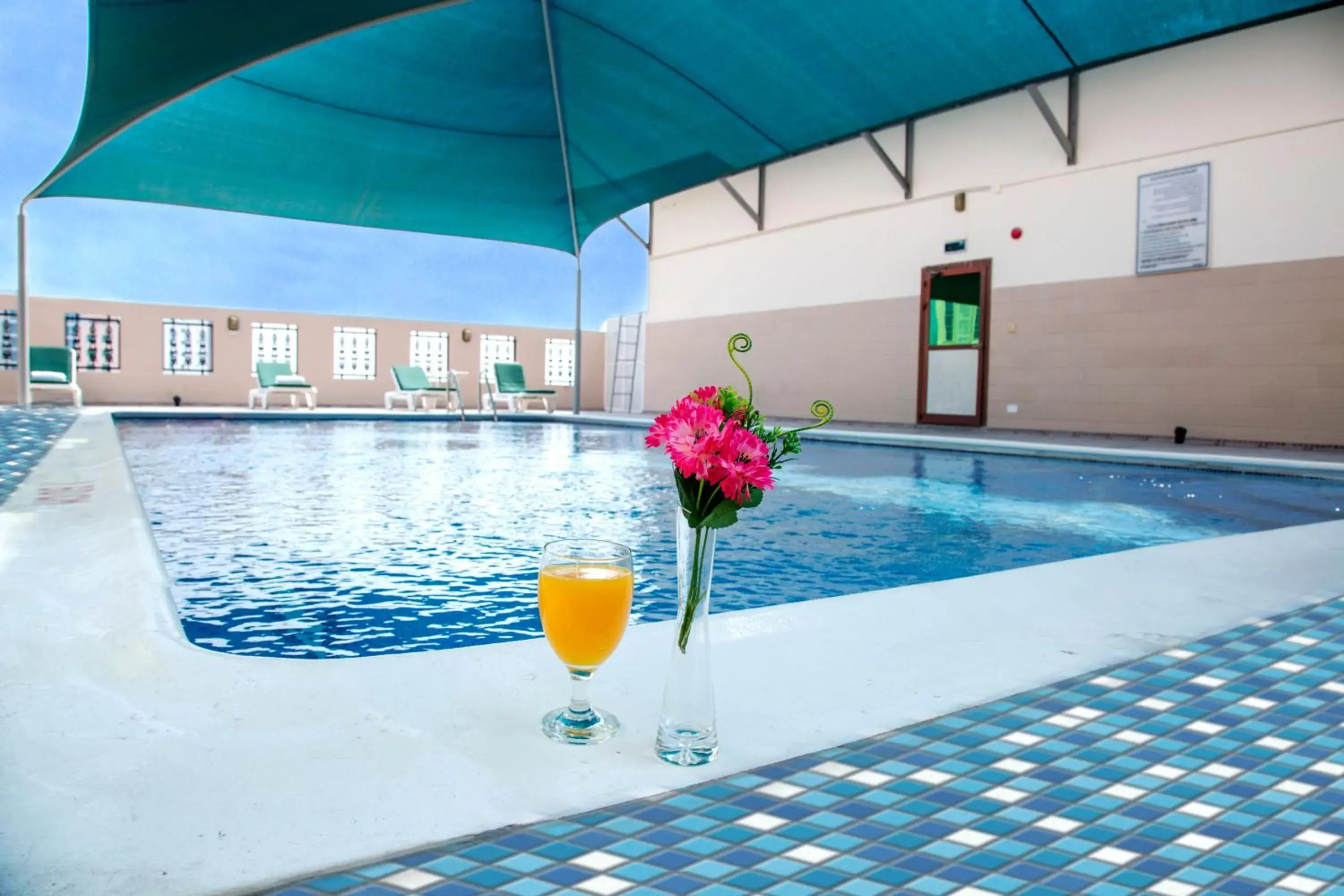 Swimming pool in Marco Polo Hotel Swimming pool in Marco Polo Hotel