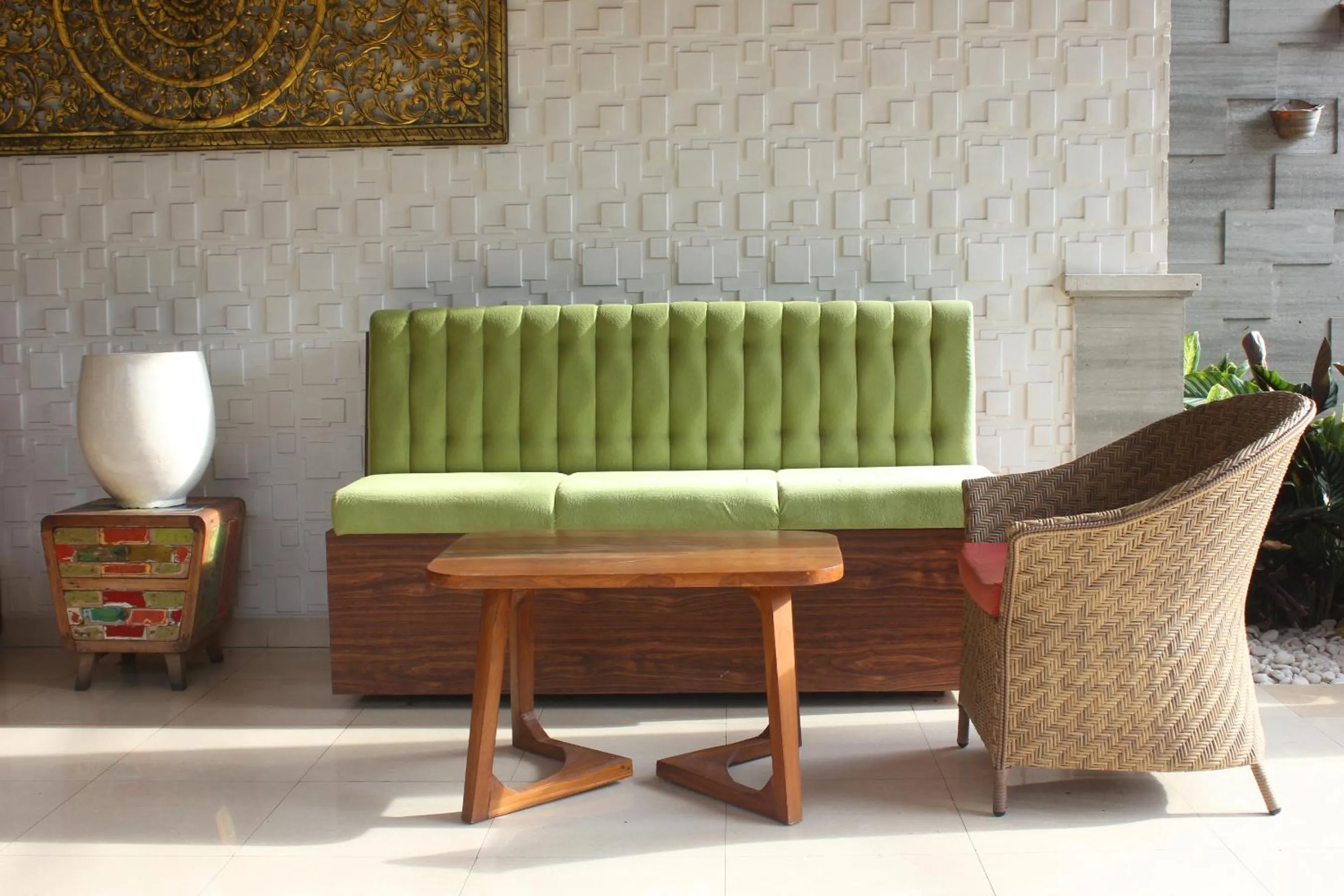 Lobby or reception in Putri Ayu Cottages