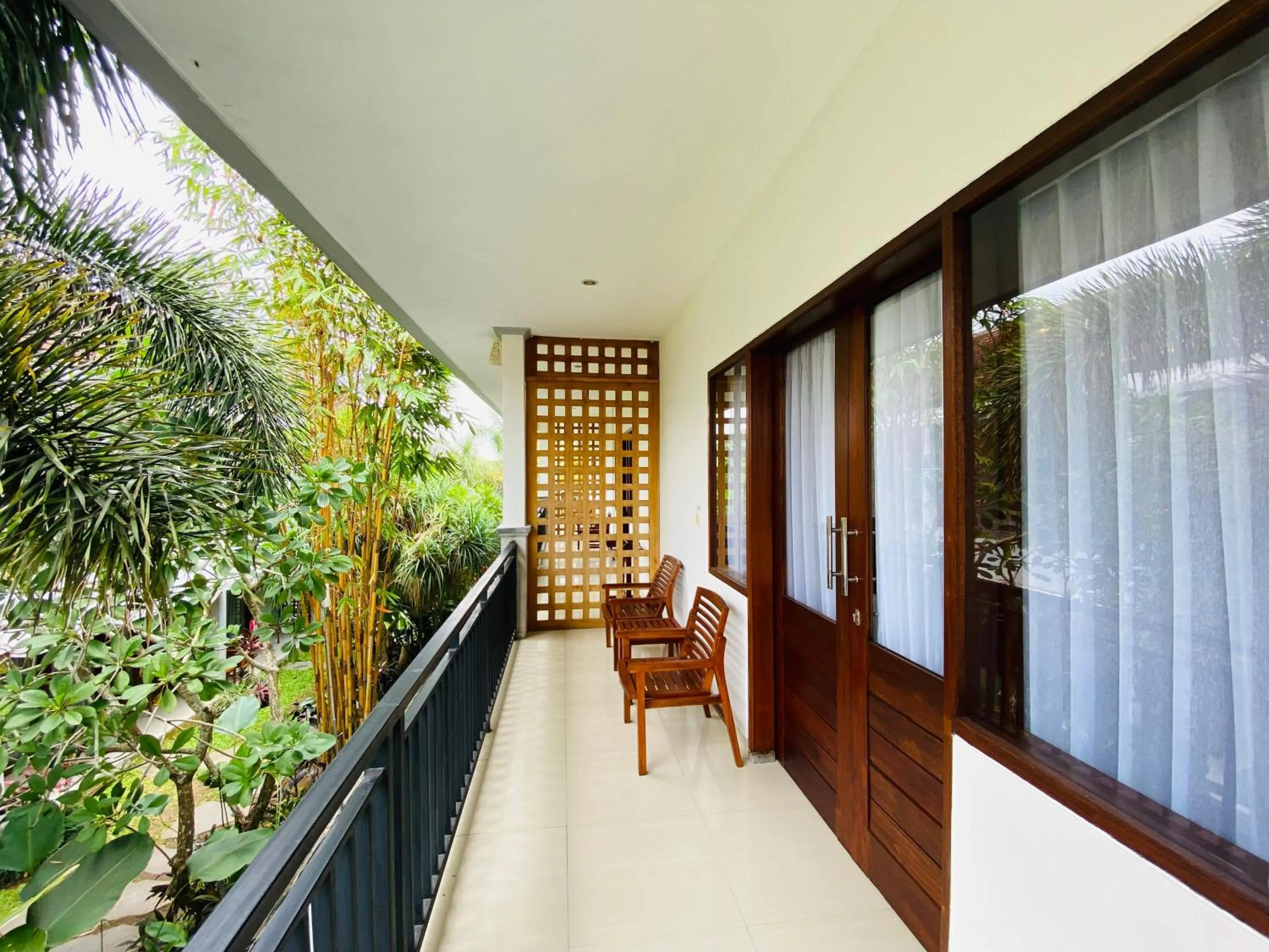 Balcony/Terrace in Putri Ayu Cottages