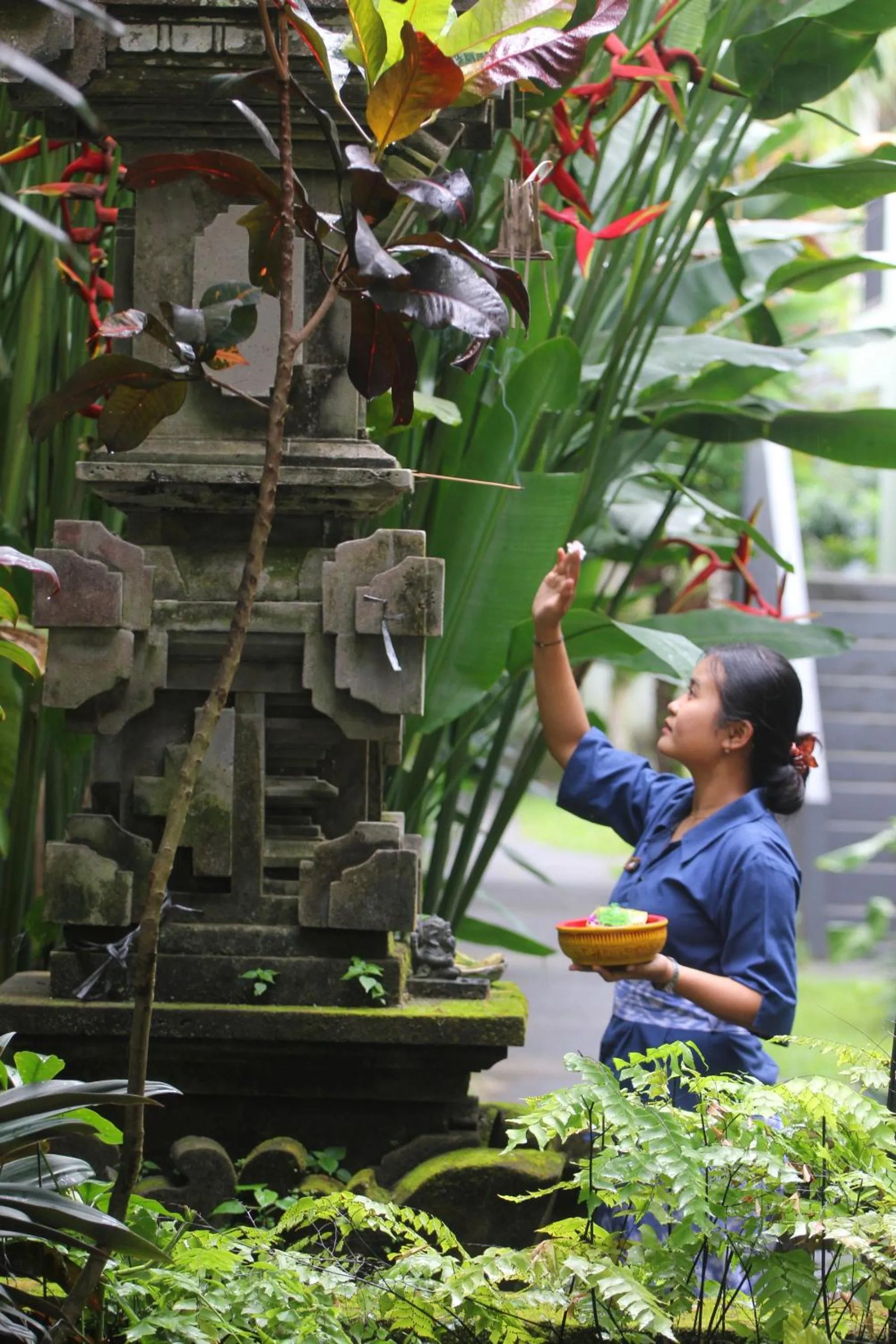 Staff in Putri Ayu Cottages