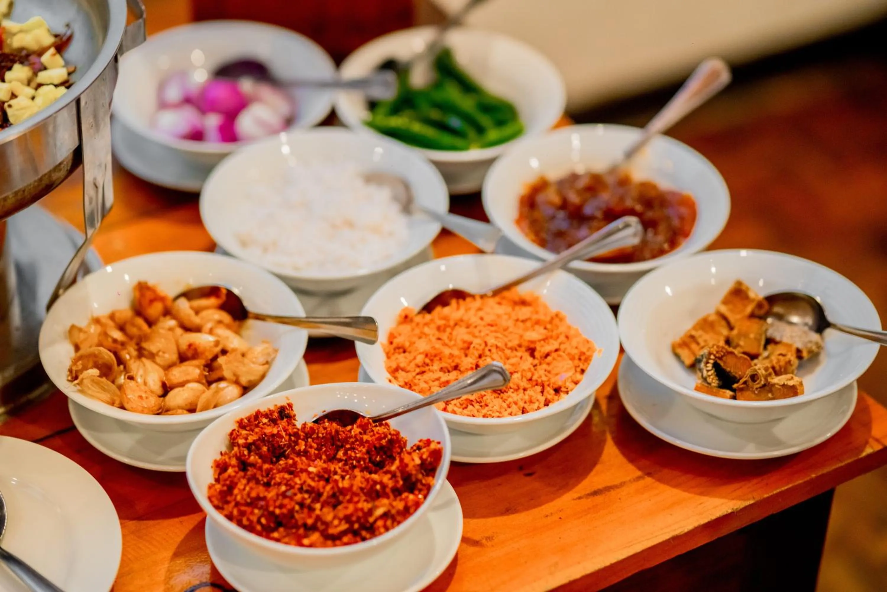 Food in Lavendish Lake Giritale - Former Giritale Hotel