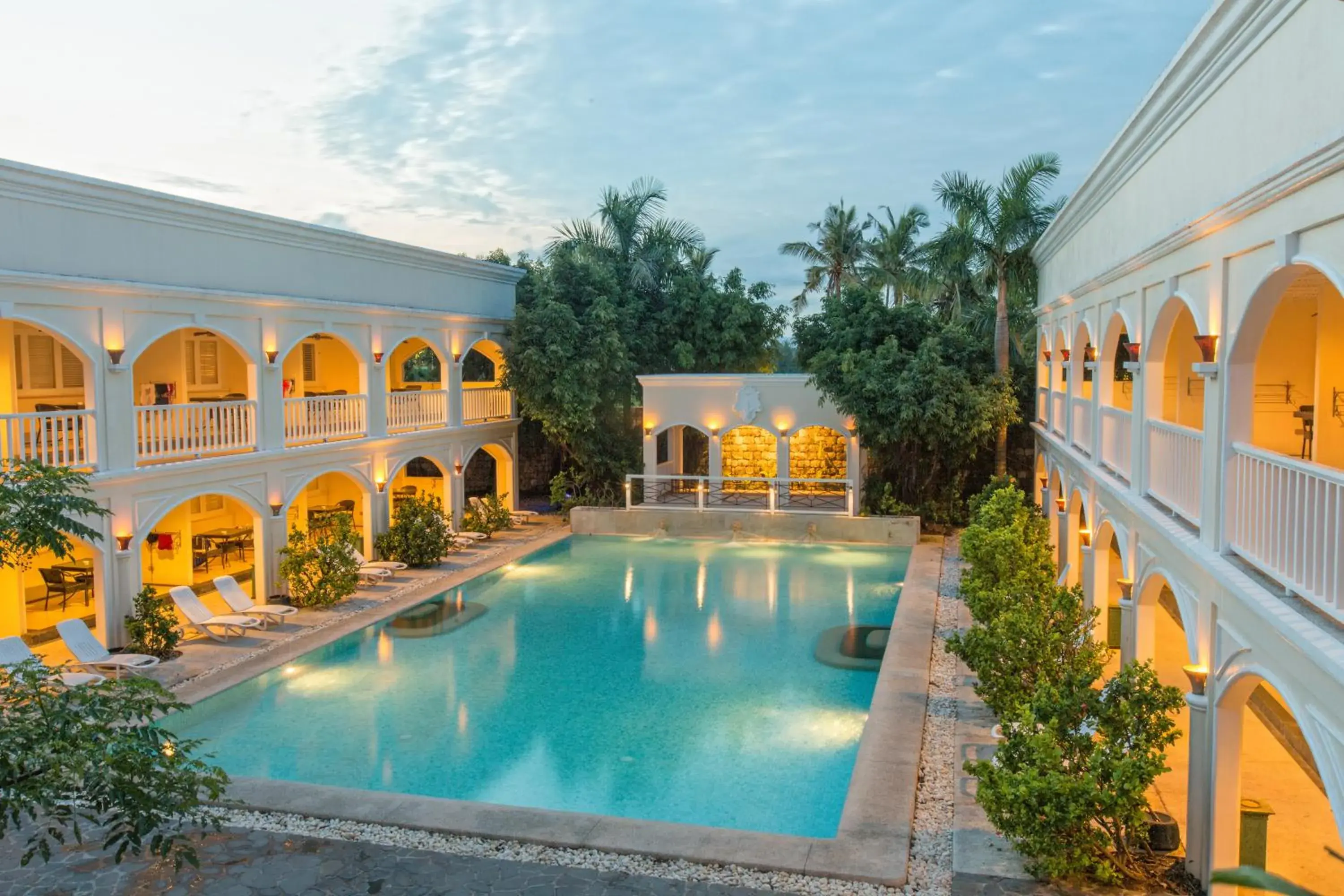 Pool view in Plantation Bay Resort and Spa Pool view in Plantation Bay Resort and Spa