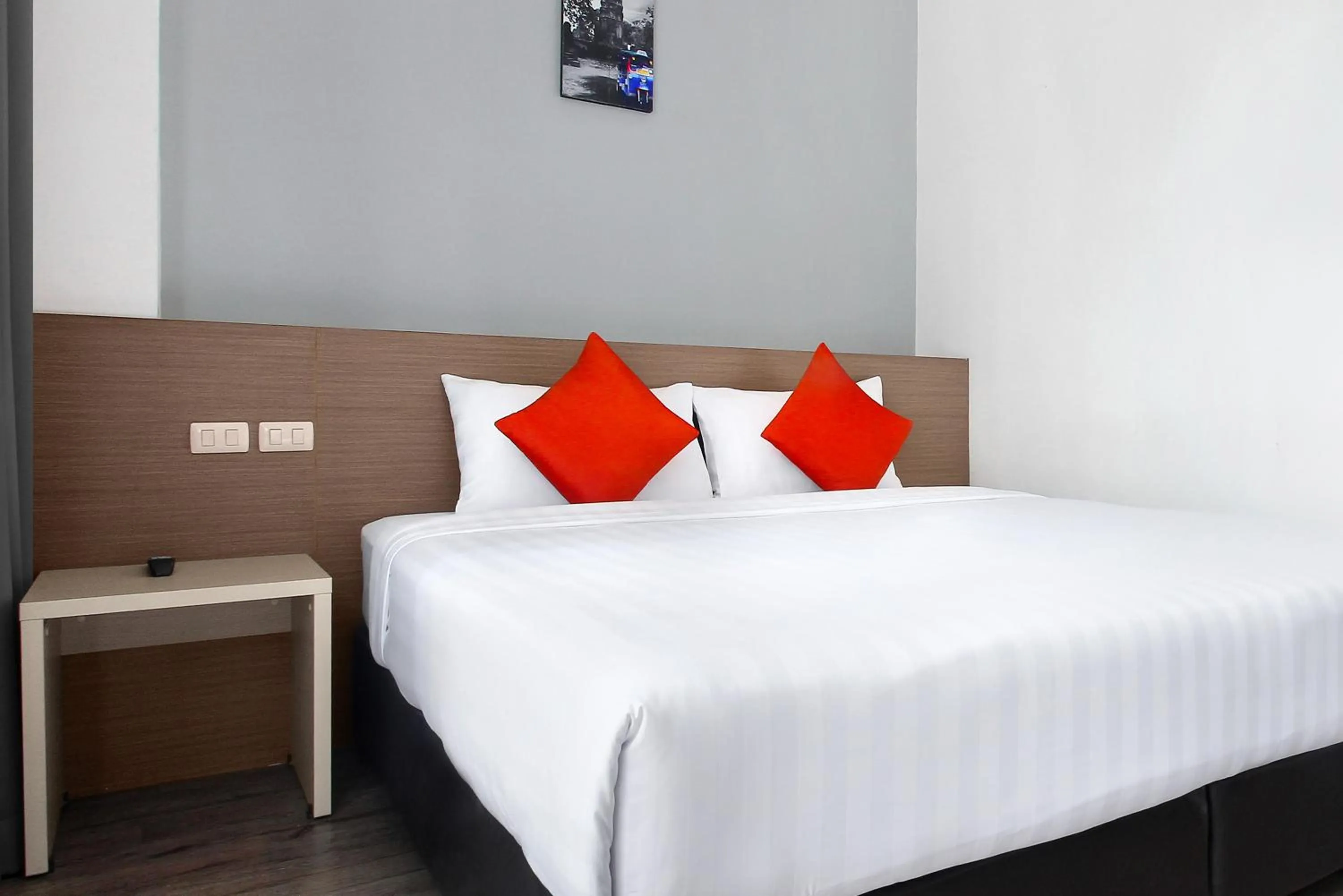 Bedroom in D Varee Xpress Makkasan Hotel