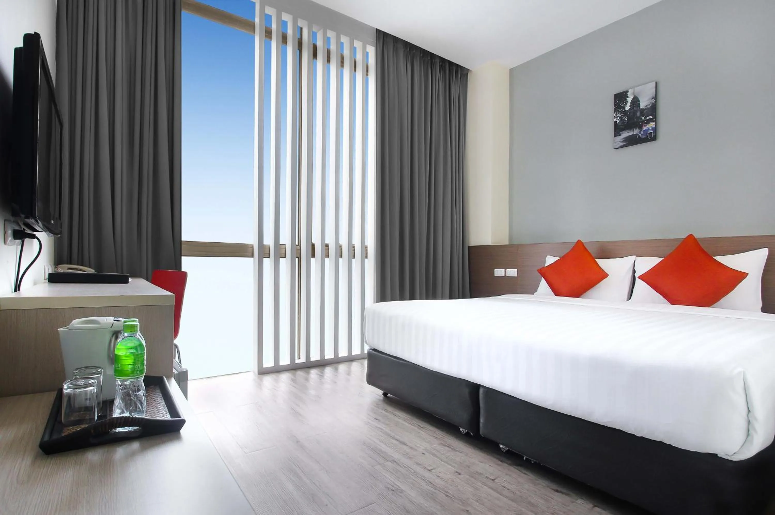 Bedroom in D Varee Xpress Makkasan Hotel