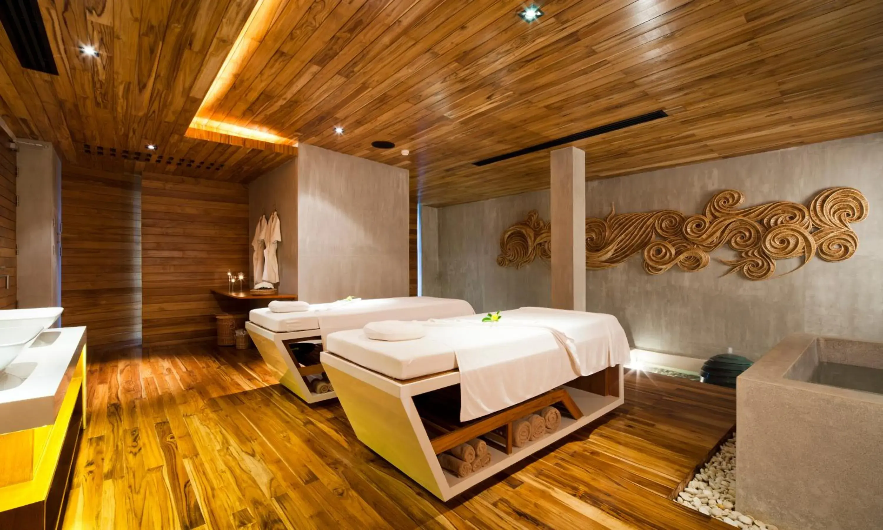 Spa and wellness centre/facilities, Bed in Casa De La Flora - SHA Extra Plus Spa and wellness centre/facilities, Bed in Casa De La Flora - SHA Extra Plus