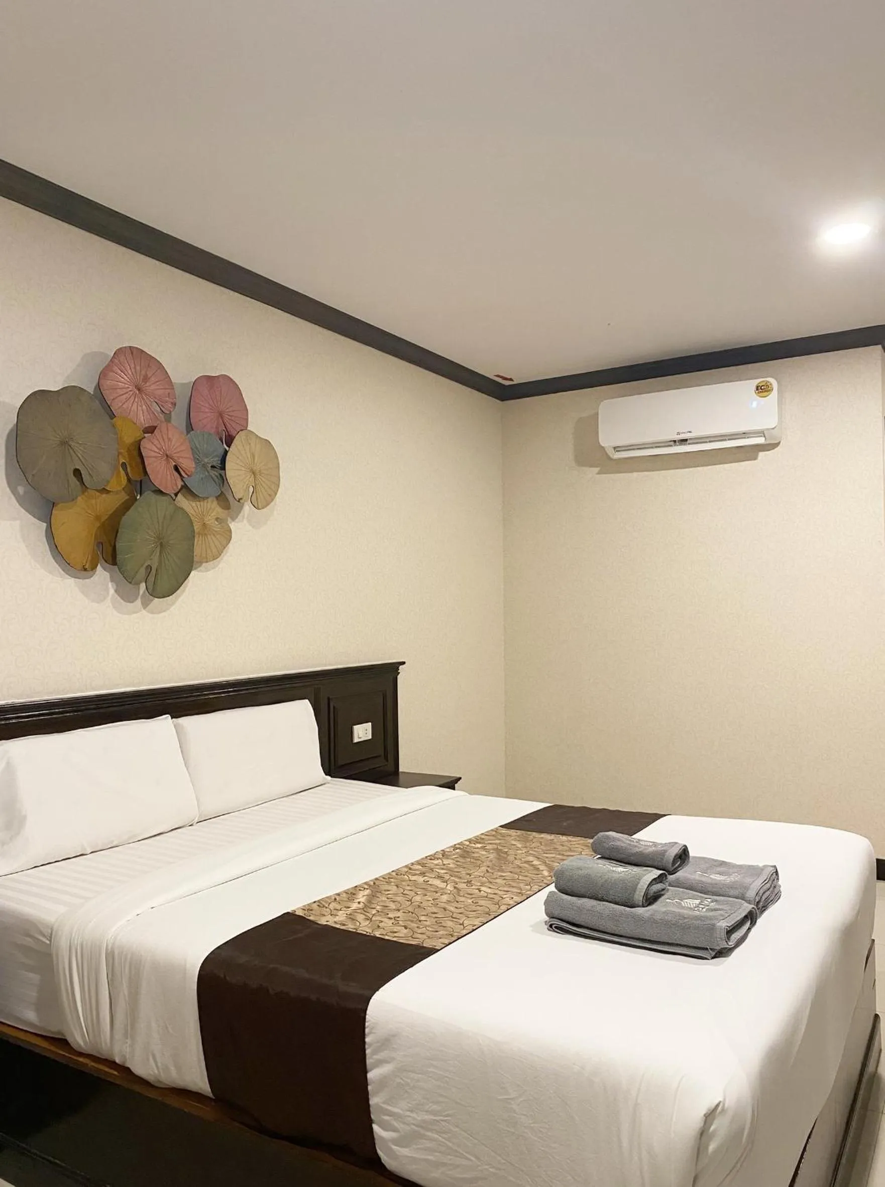 Bed in Romena Grand Hotel