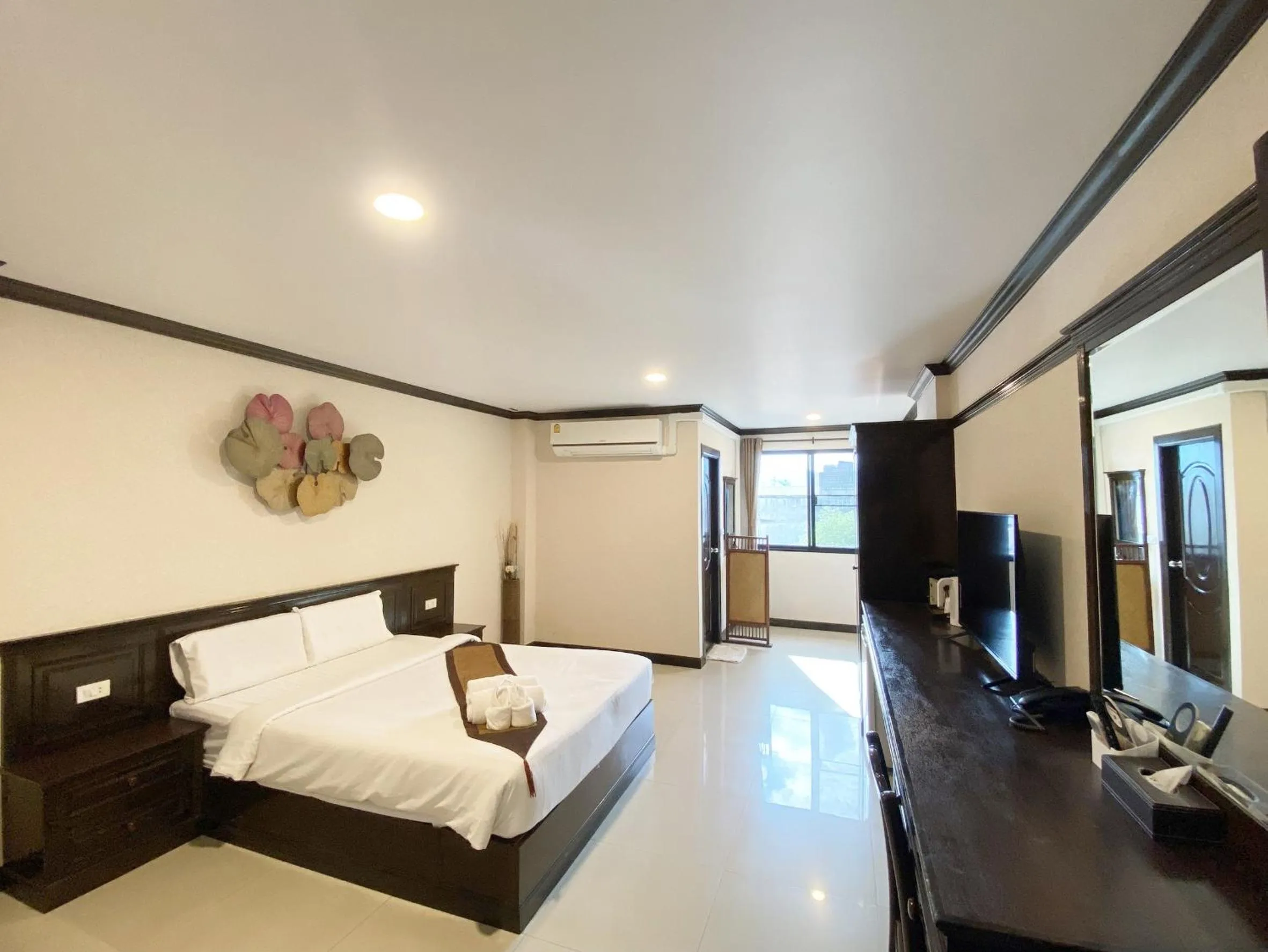 Bed in Romena Grand Hotel