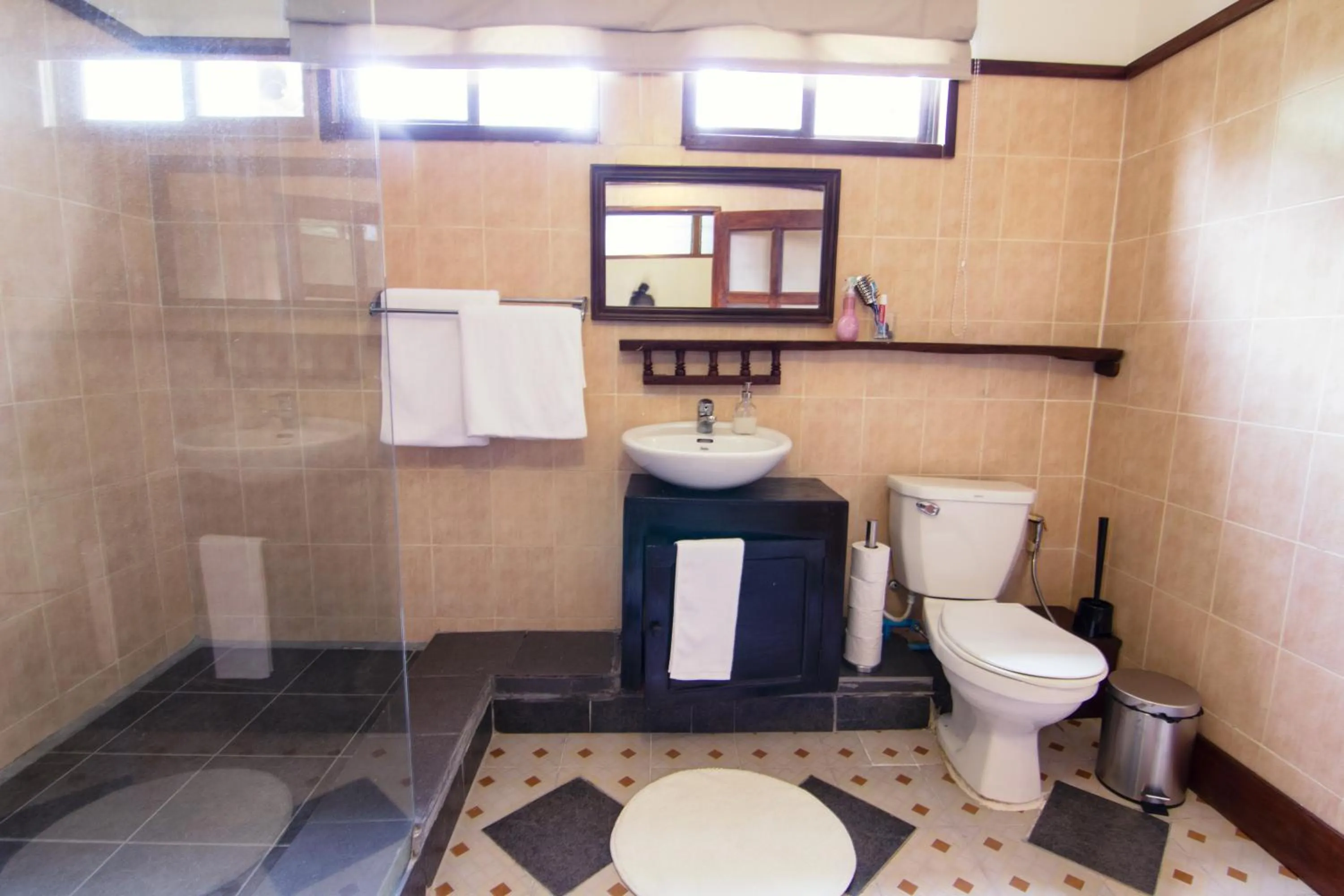 Shower in YK Art House