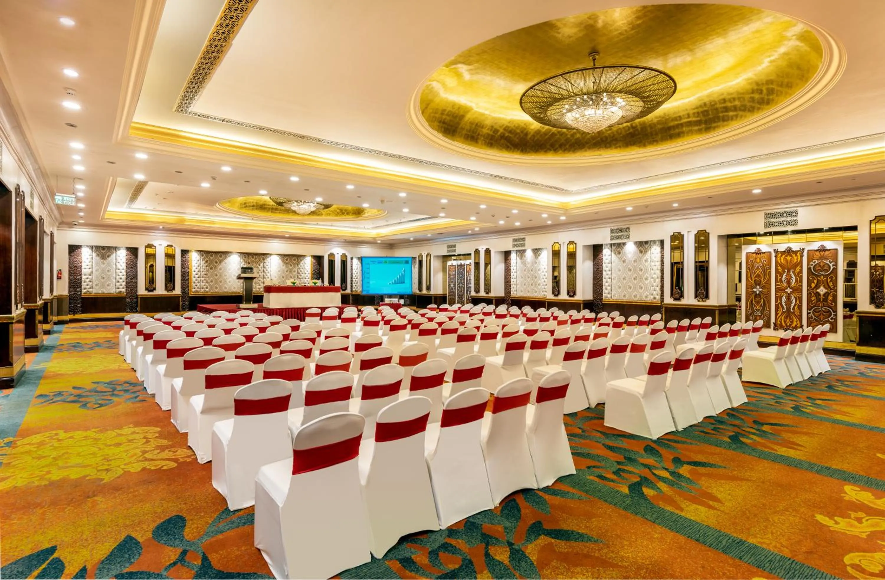 Banquet/Function facilities in Mayfair Lagoon