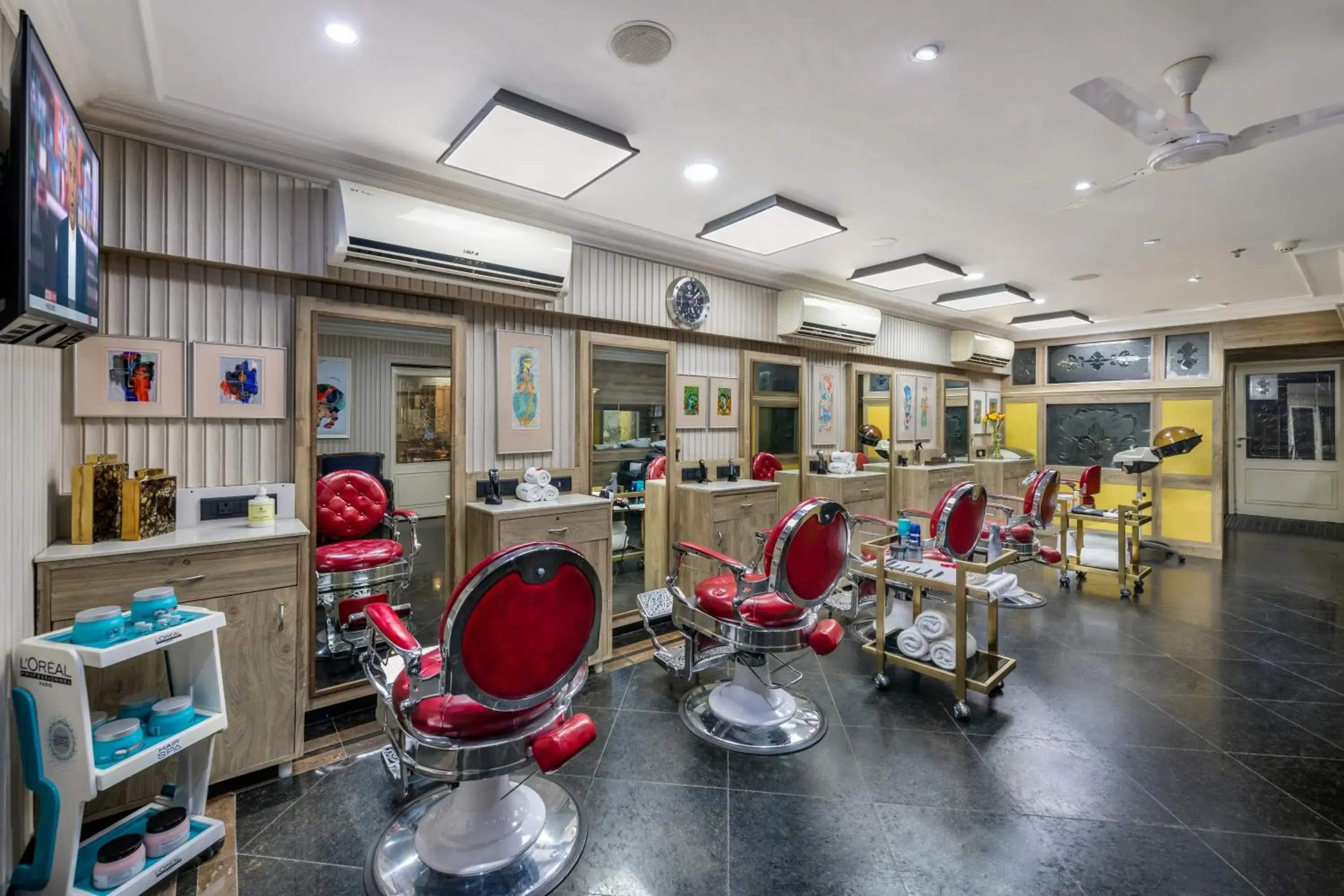 Spa and wellness centre/facilities in Mayfair Lagoon Spa and wellness centre/facilities in Mayfair Lagoon