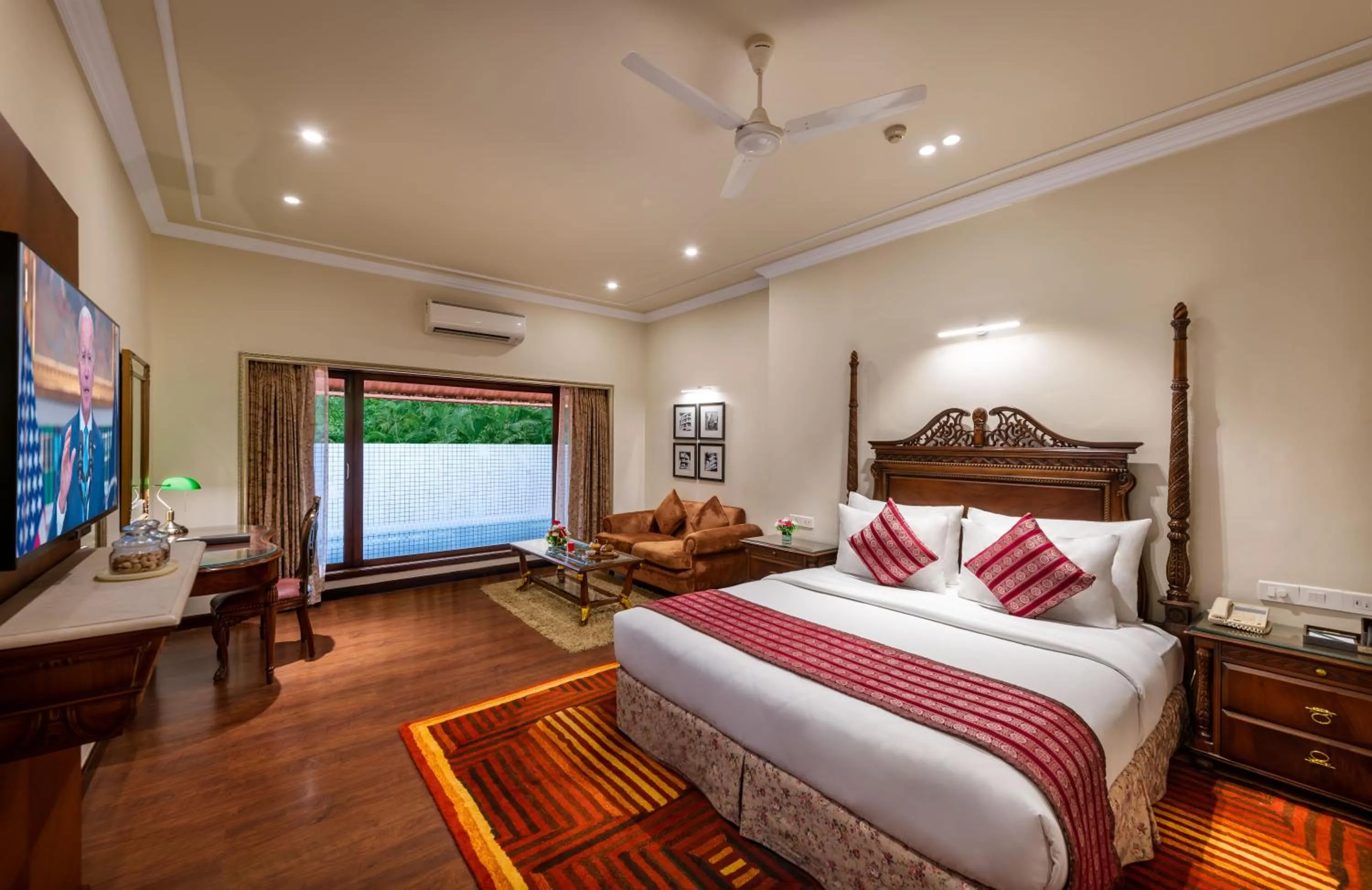 Bed in Mayfair Lagoon