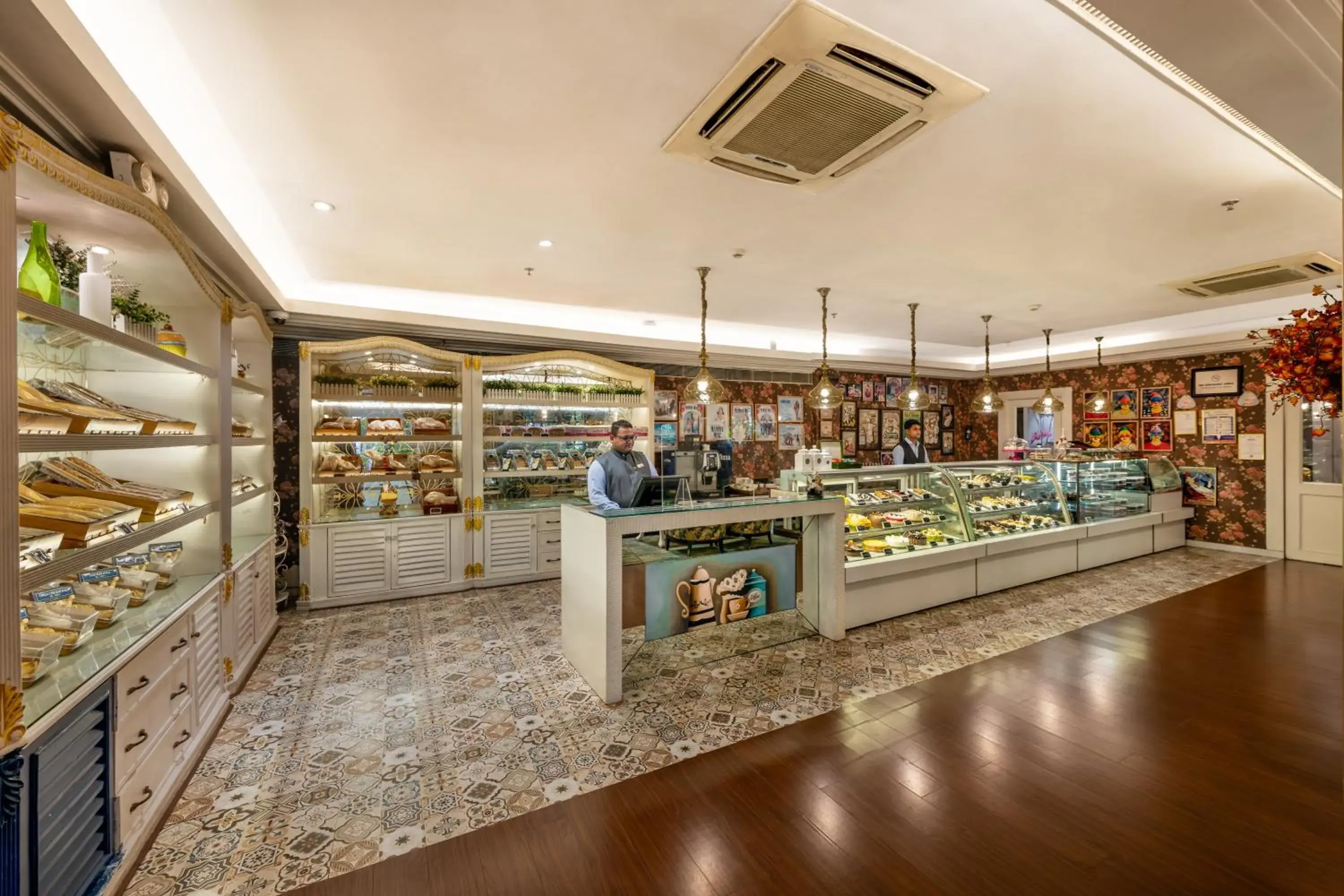 Restaurant/places to eat in Mayfair Lagoon Restaurant/places to eat in Mayfair Lagoon