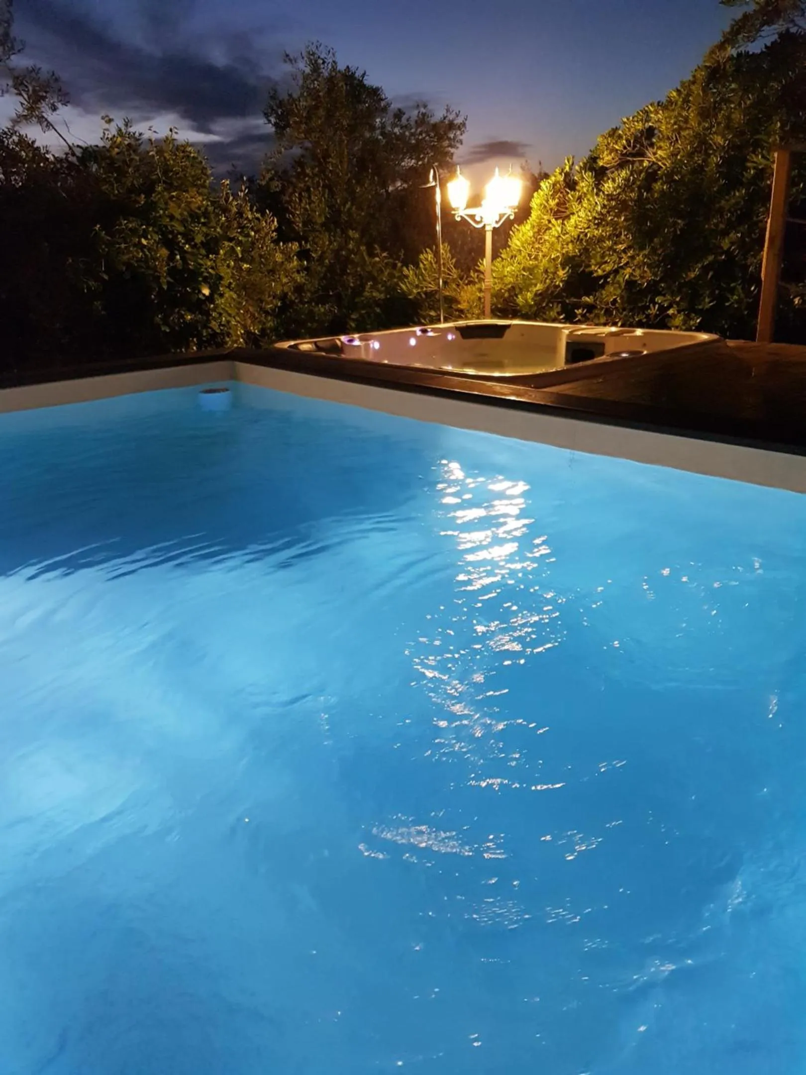 Swimming pool in Casa Lucia in Chianti