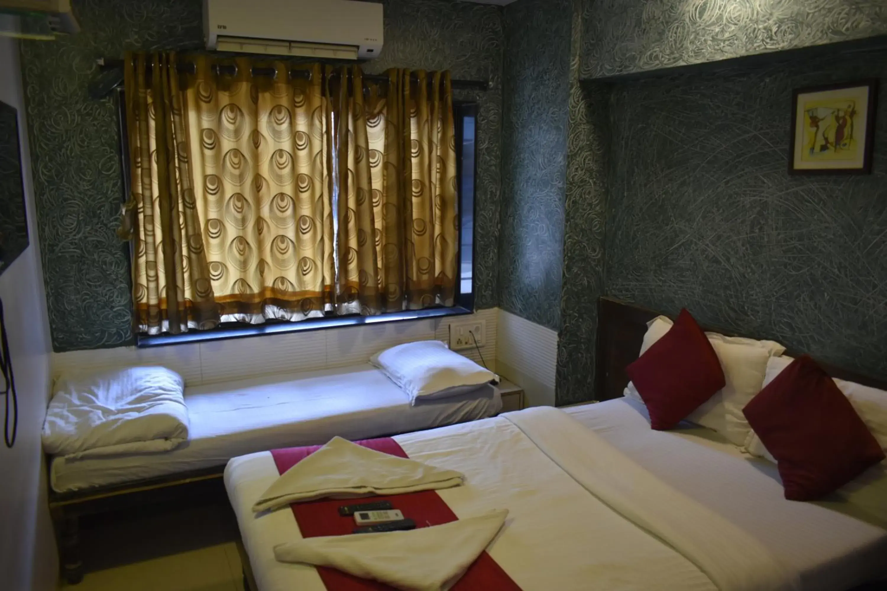 Bed in Hotel Arma Court - Near US Embassy, BKC Bed in Hotel Arma Court - Near US Embassy, BKC