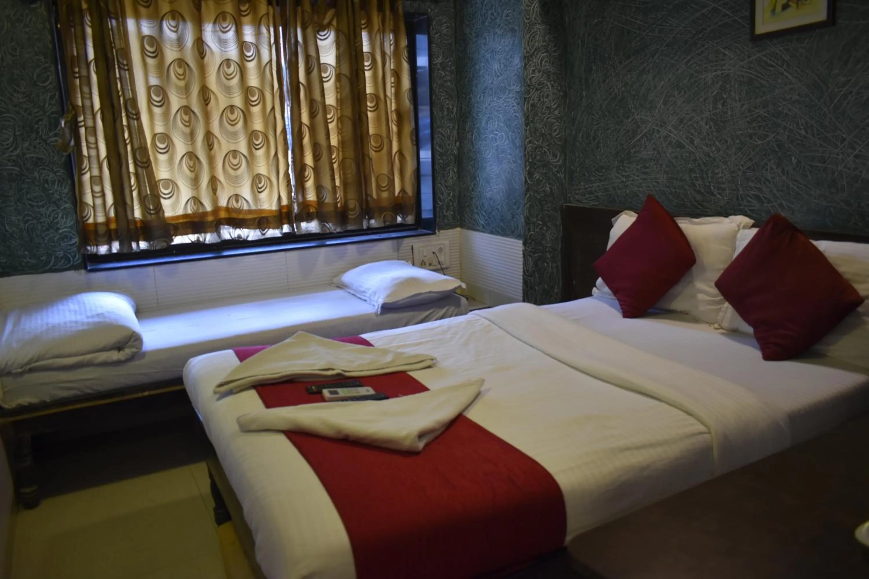 Bed in Hotel Arma Court - Near US Embassy, BKC